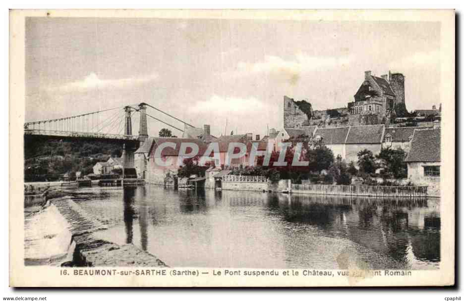 CPA Beaumont sur Sarthe Le Pont Suspendu et le Chateu vue Romain