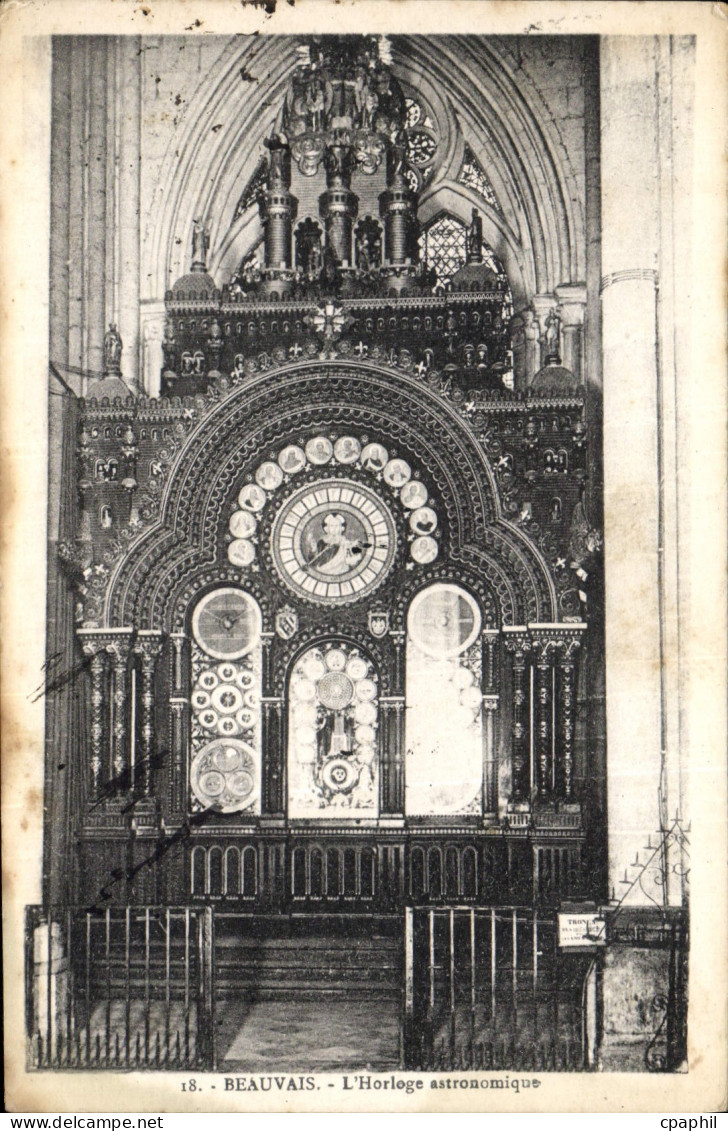 CPA Beauvais L'Horloge astronomique