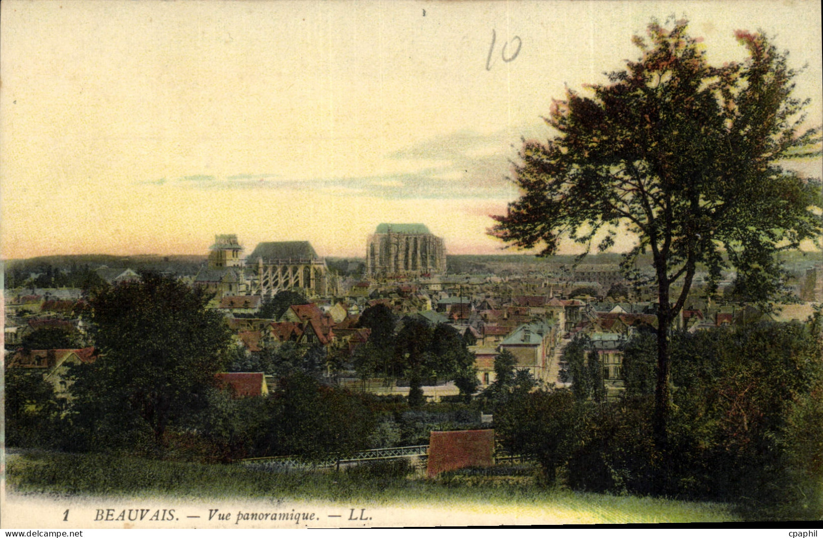 CPA Beauvais Vue panoramique