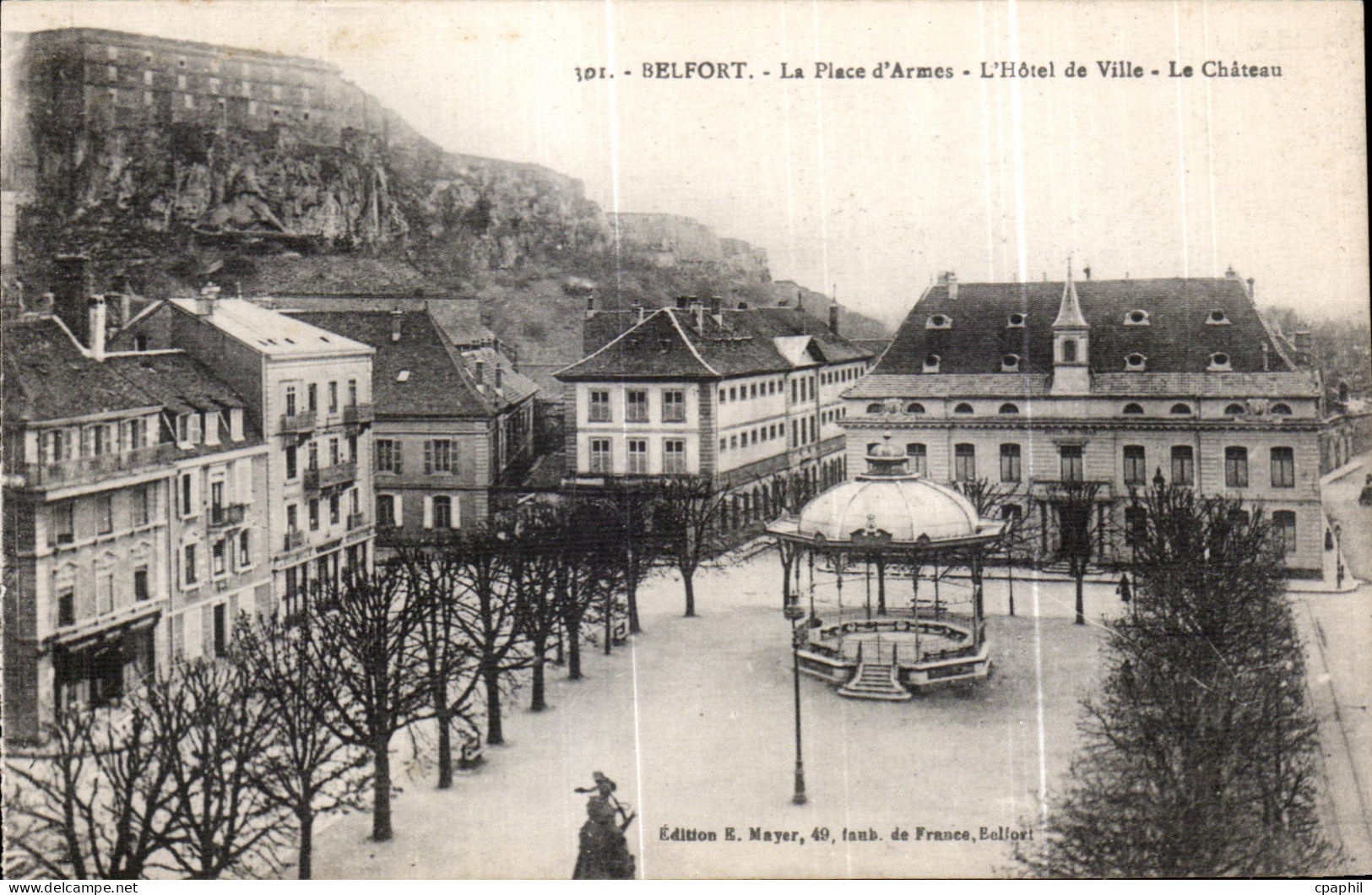 CPA Belfort La Place d Armes L Hotel de Ville Le Chateau