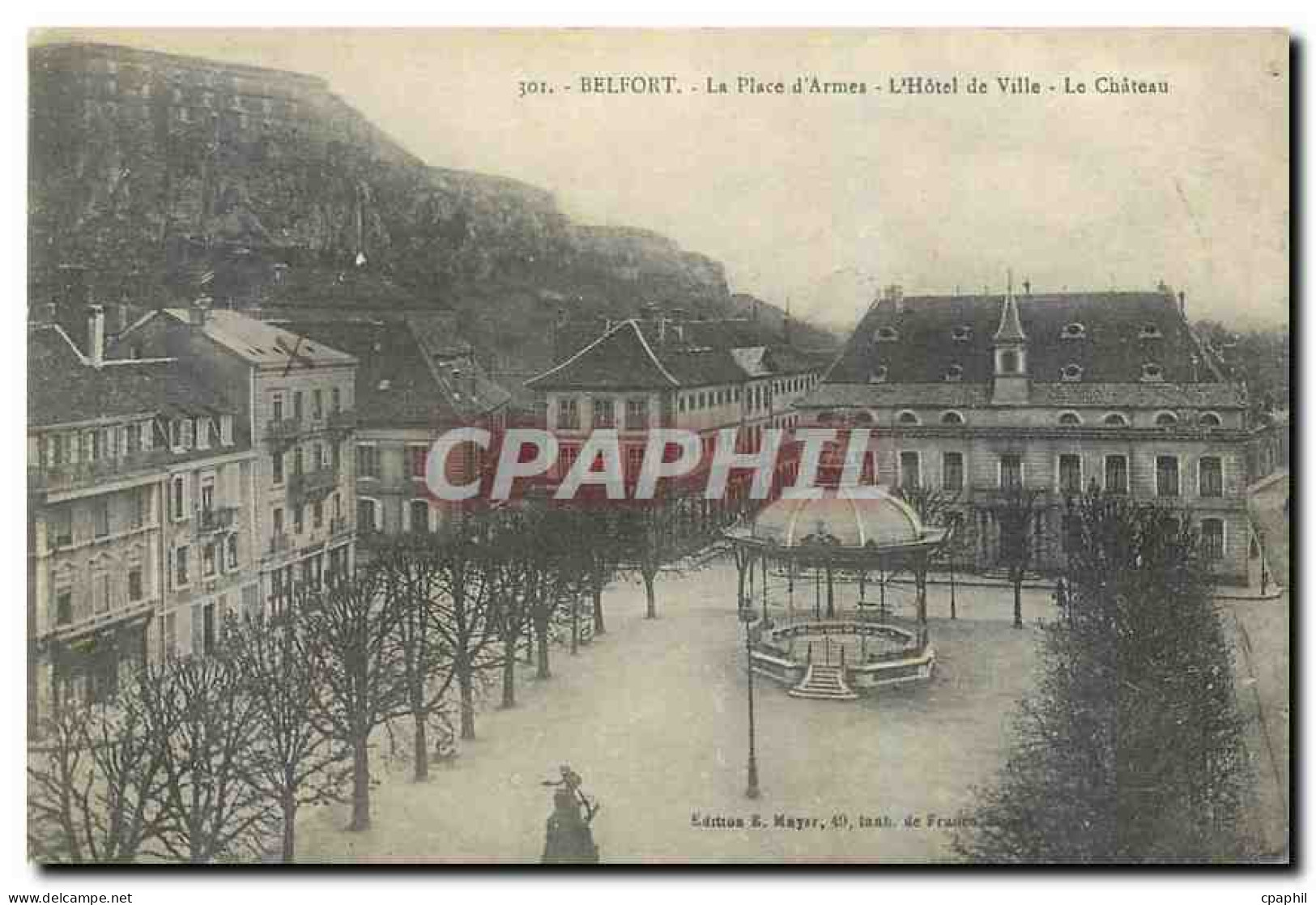 CPA Belfort La Place d'Armes L'Hotel de Ville Le Chateau