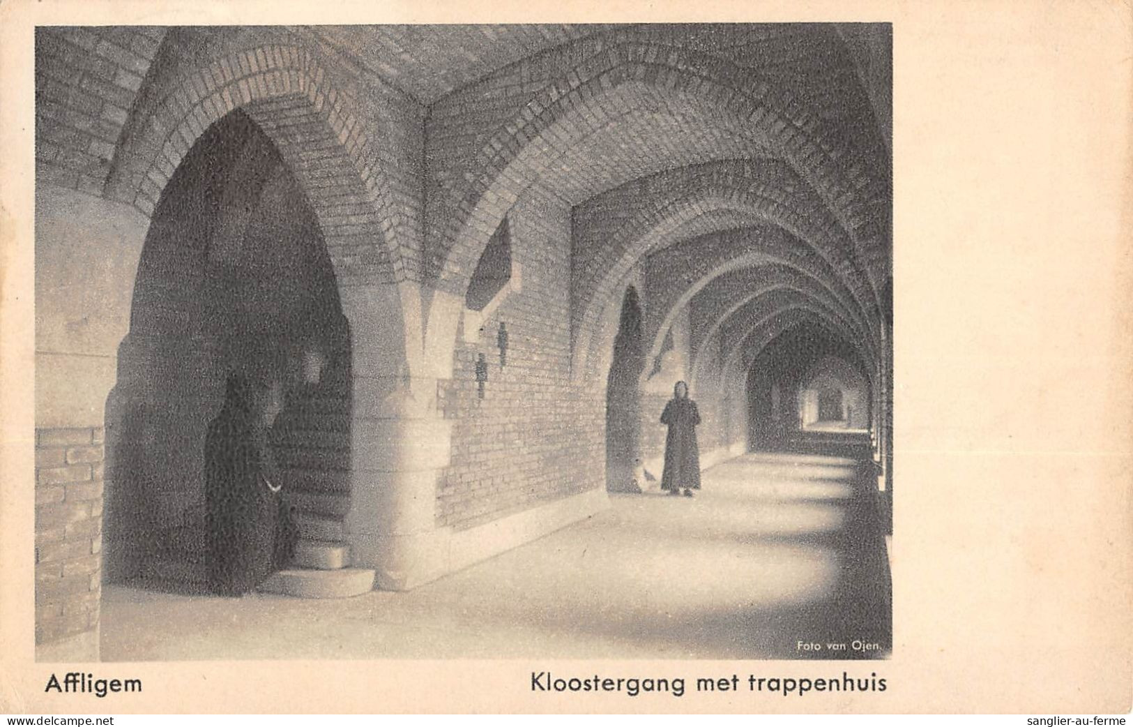 CPA BELGIQUE / AFFLIGEM / KLOOSTERGANG MET TRAPPENHUIS