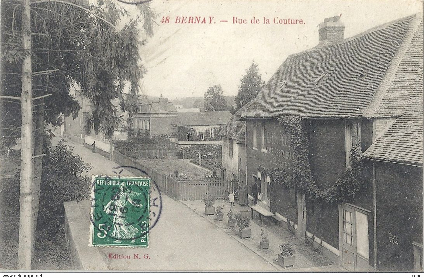 CPA Bernay Rue de la Couture