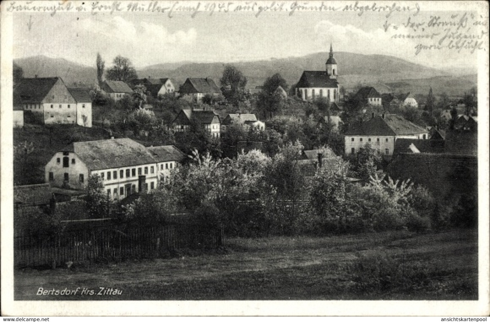 CPA Bertsdorf Hörnitz Landkreis Görlitz, Kirche, Wohnhäuser