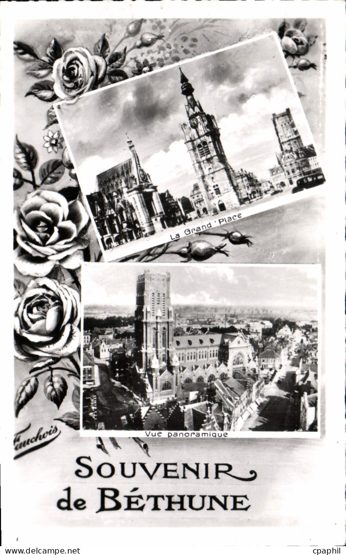 CPA Bethune Sourvenir grand place vue panoramique