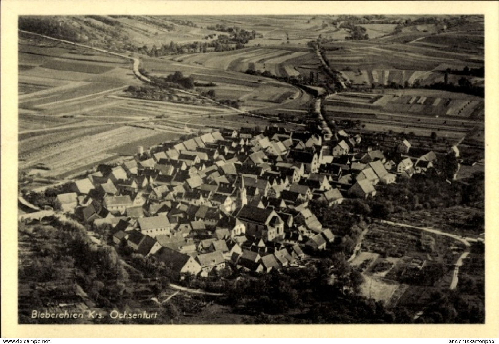 CPA Bieberehren in Unterfranken, Luftaufnahme von ländliche Umgebung, viele Dächer, keine Persone