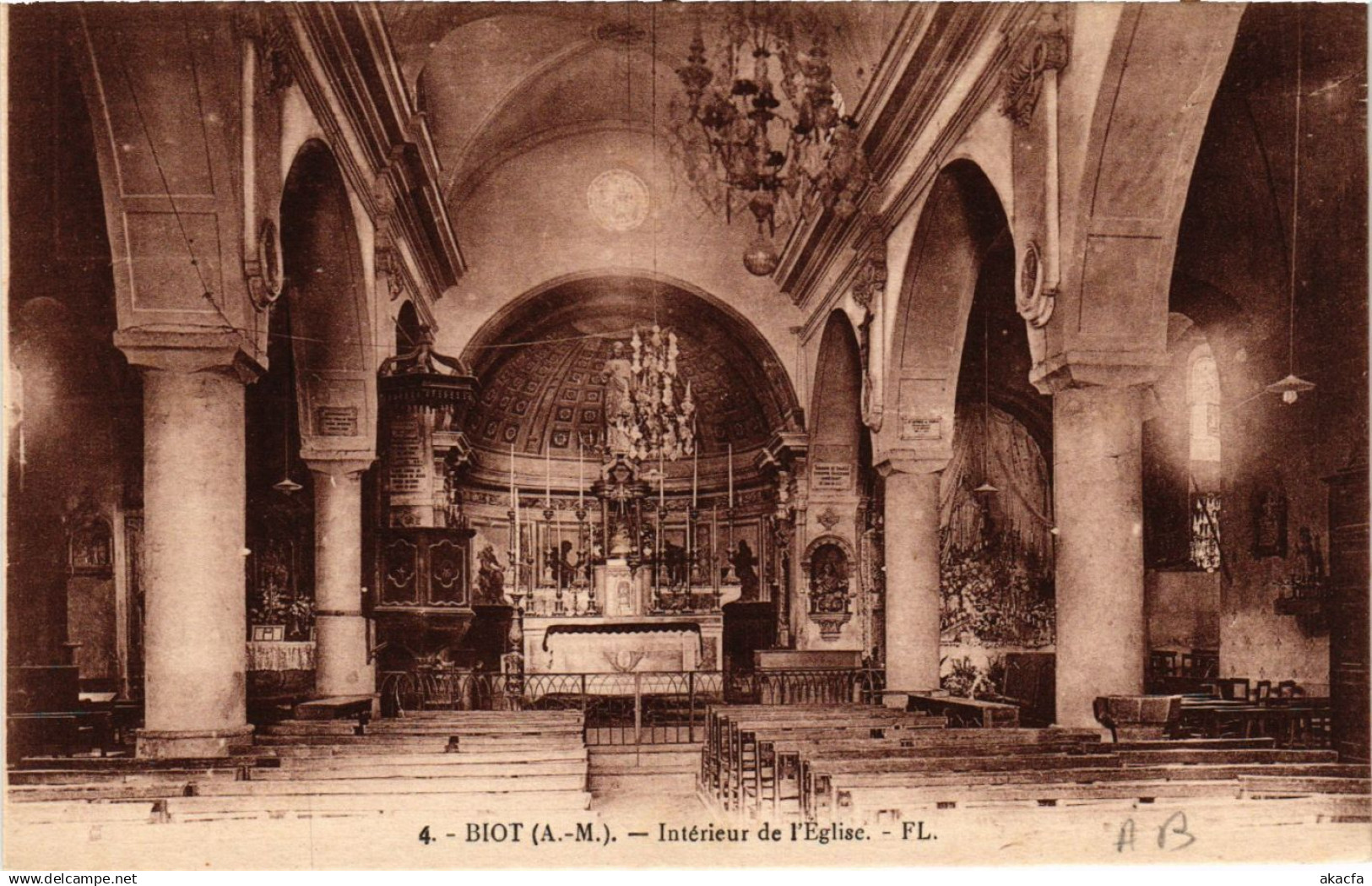 CPA BIOT - Intérieur de Église (639271)