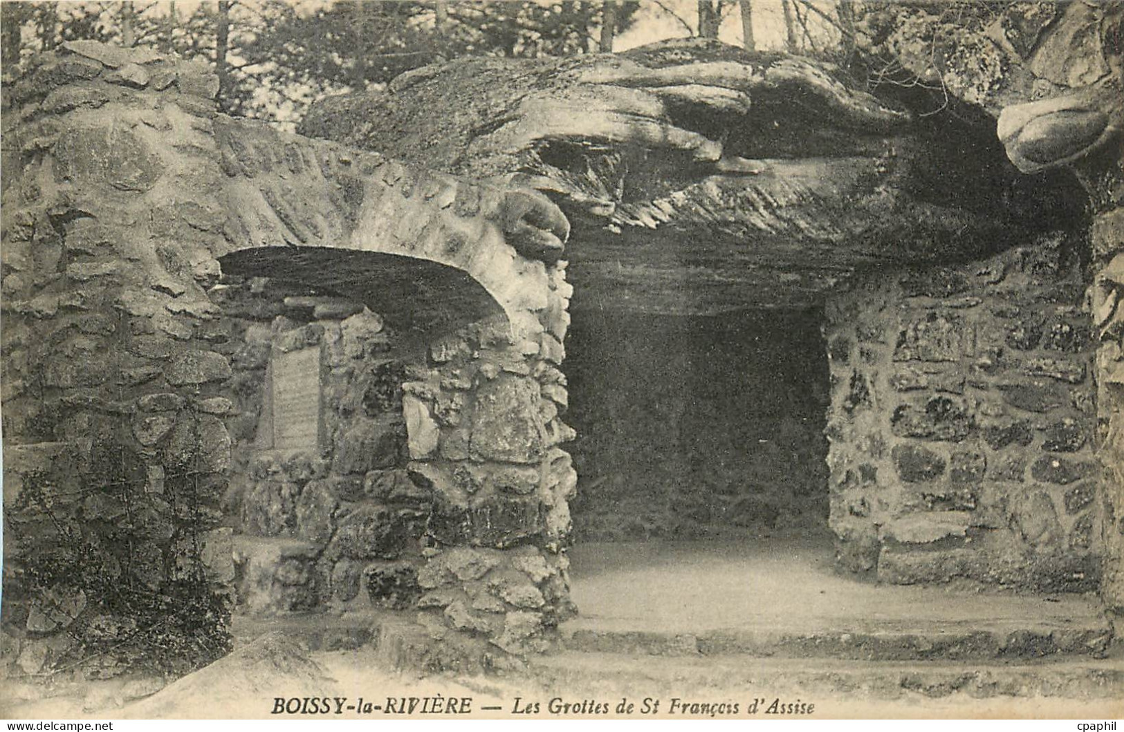 CPA Boissy la Riviere Les Grottes de St Franvess d'Assise