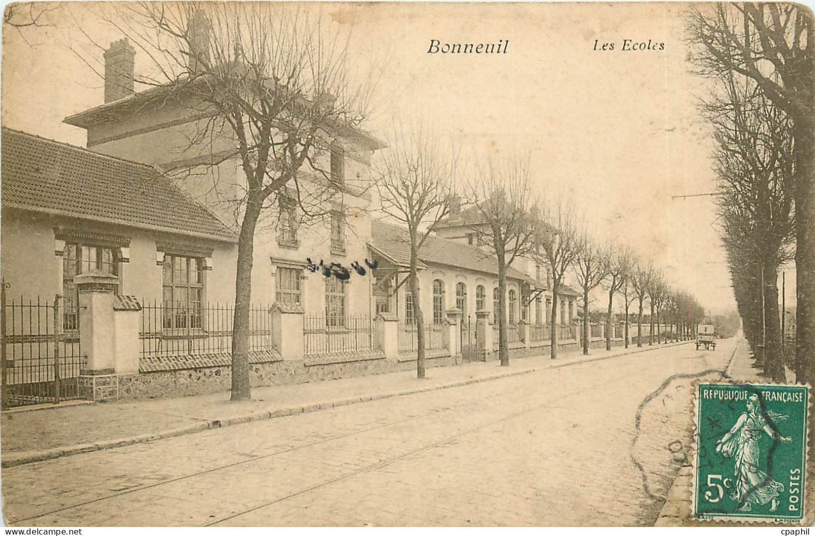 CPA Bonneuil Les Ecoles