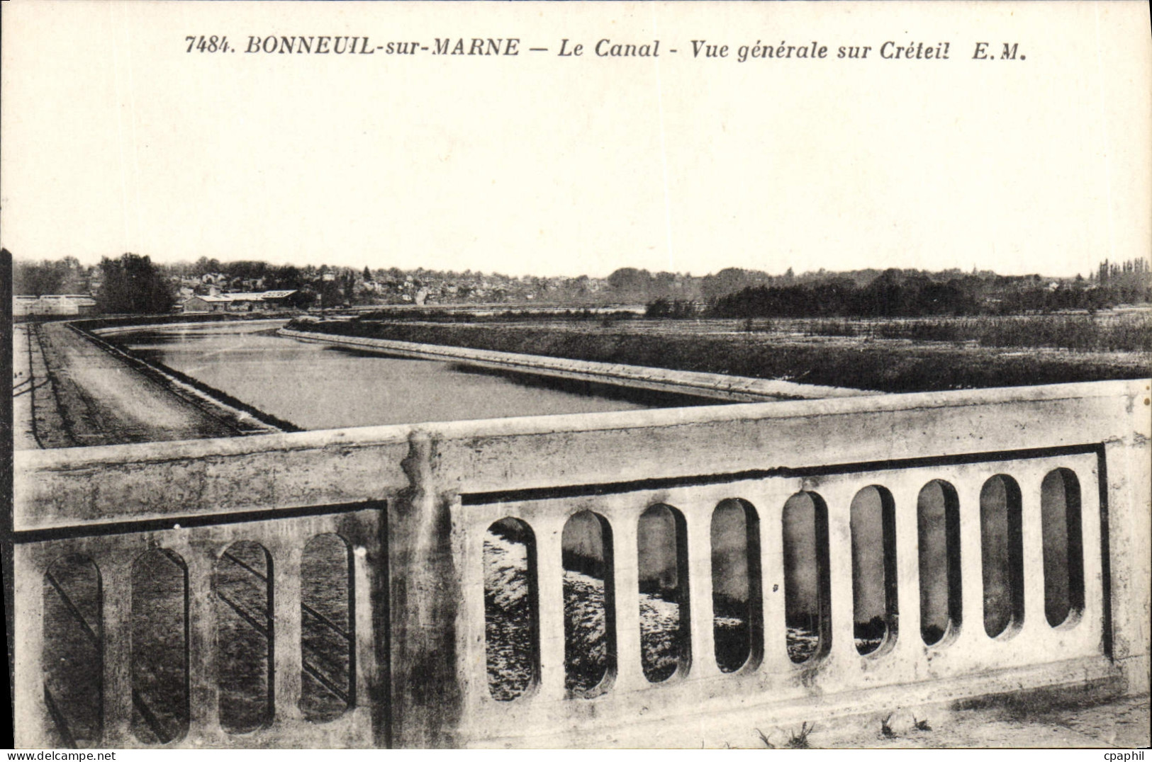 CPA Bonneuil Sur Marne Le Canal Vue Generale Sur Creteil