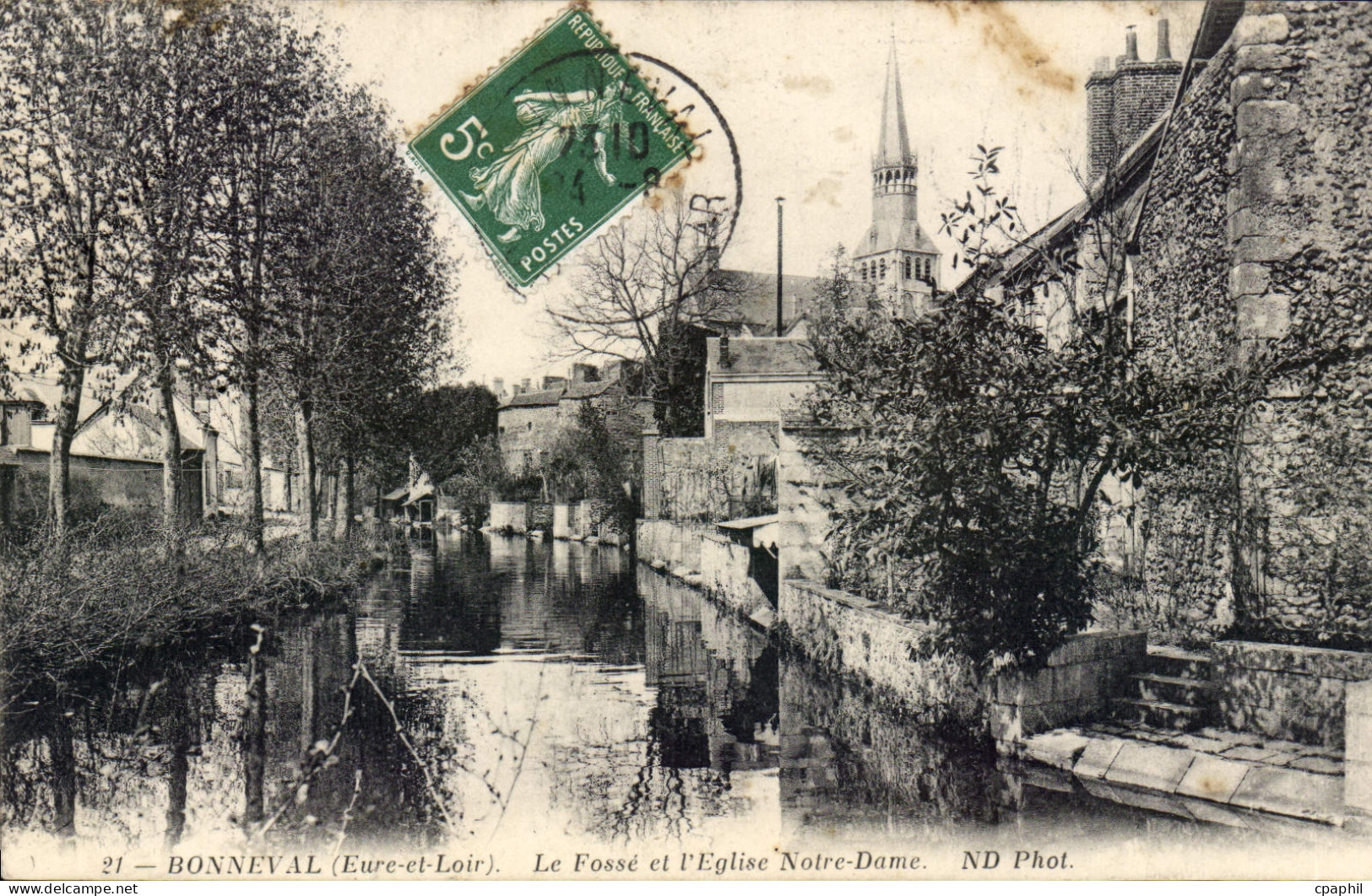 CPA Bonneval Le Fosse Et I'Eglise Notre Dame