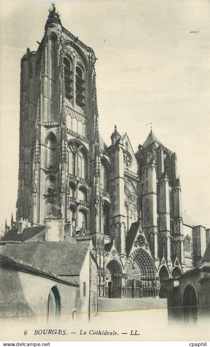 CPA Bourges La Cathedrale