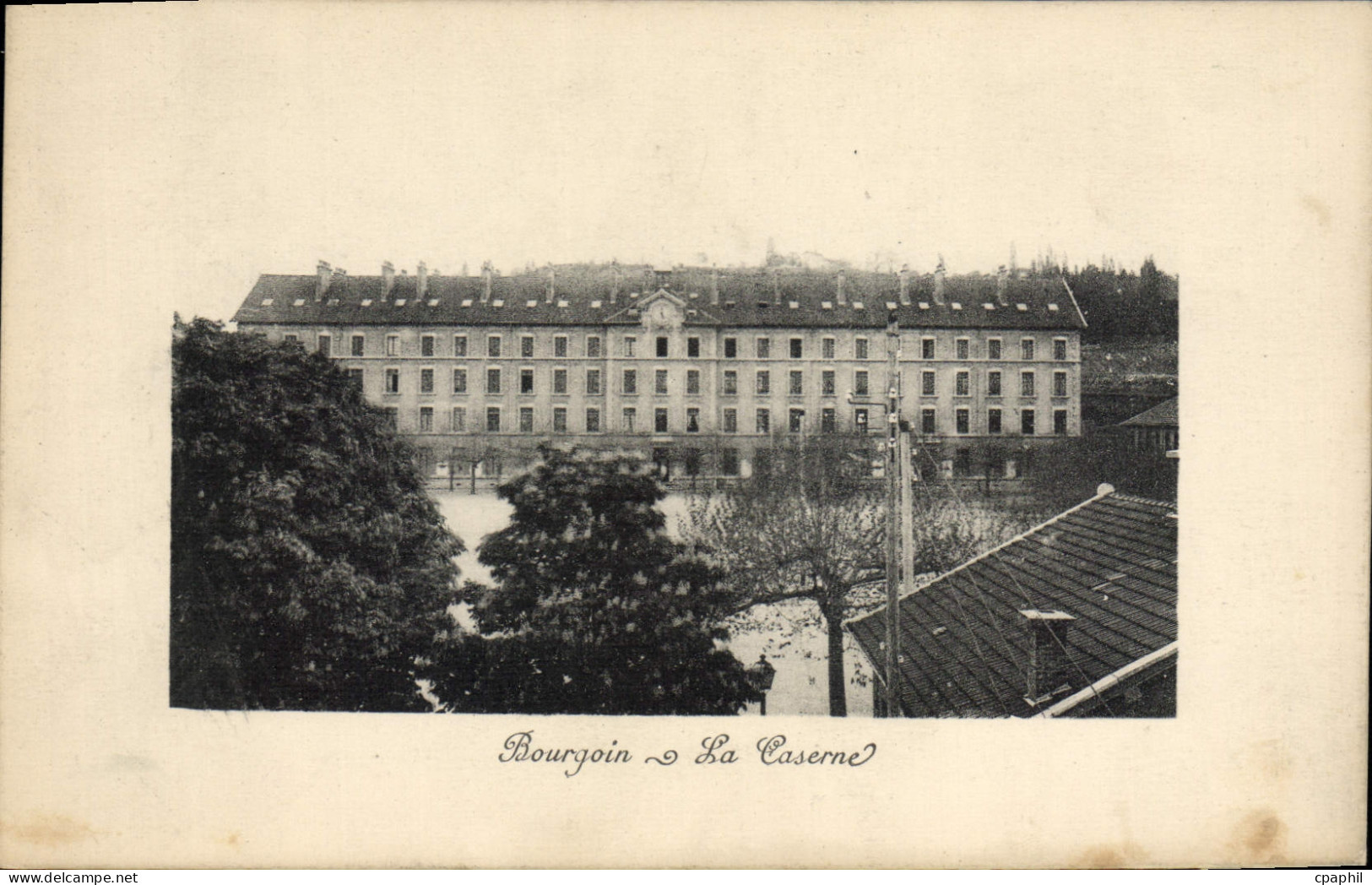 CPA Bourgoin La Caserne