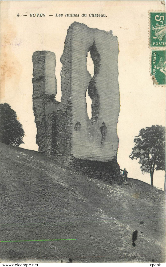 CPA BOVES-Les Ruines du Chateau