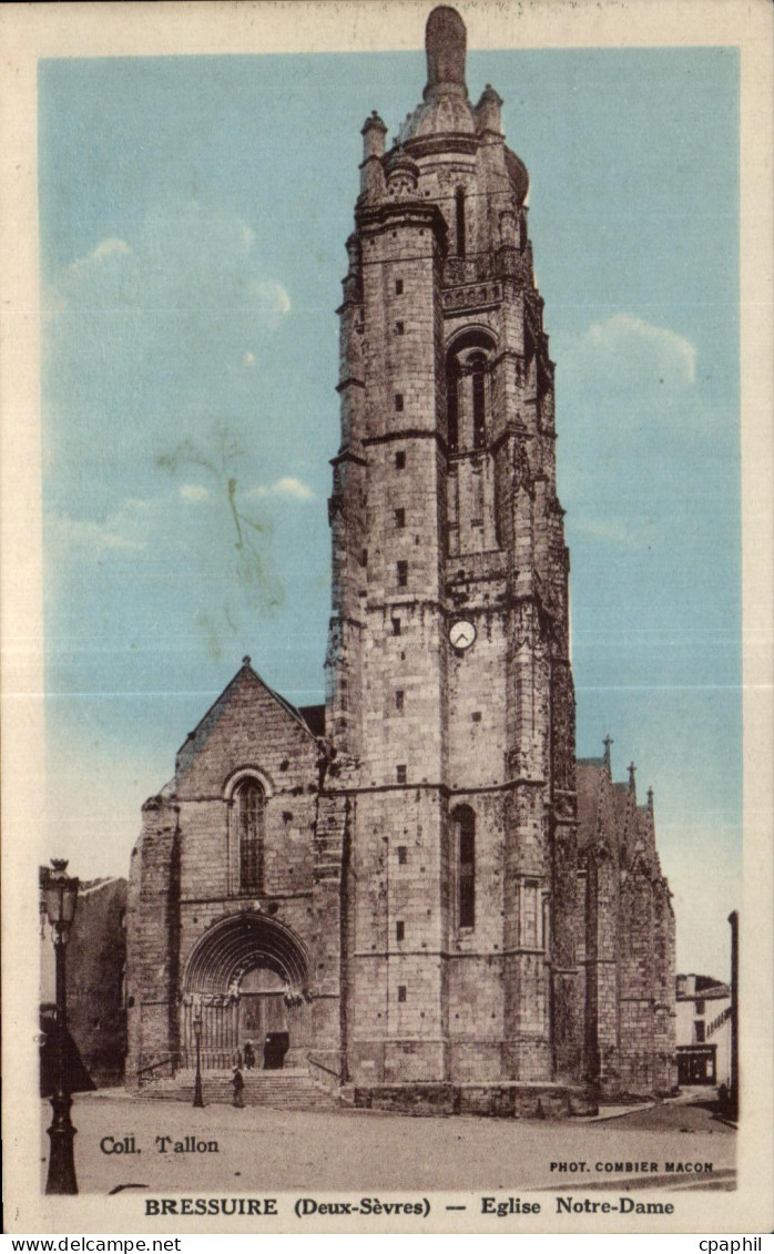 CPA Bressuire (Deux Sevres) Eglise Notre Dame