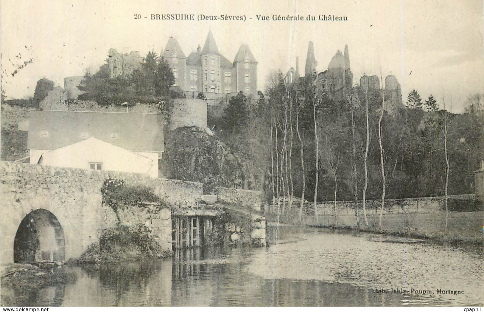 CPA Bressuire vue du Chateau