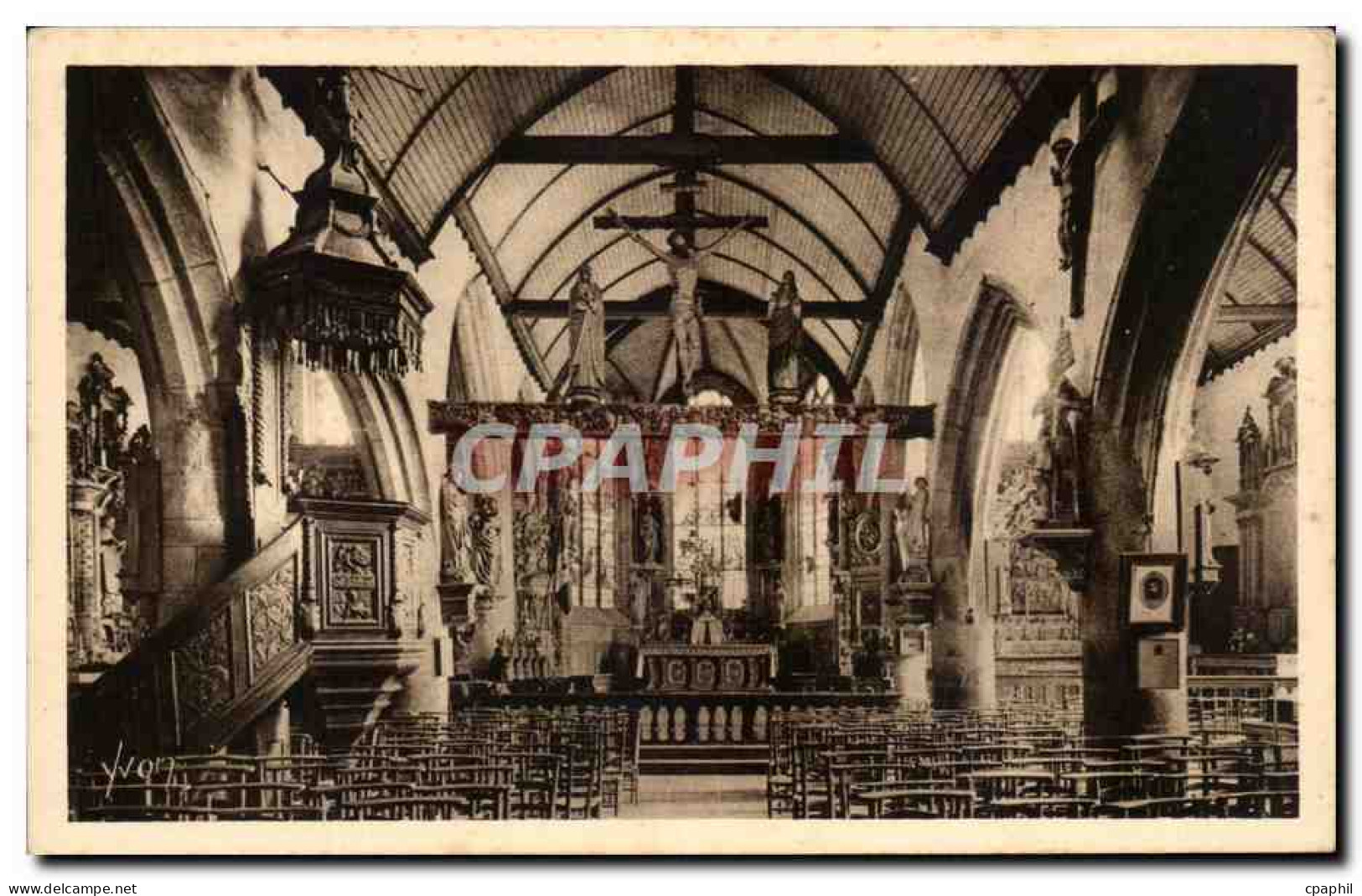 CPA Bretagne Lampaul Interieur de l'Eglise