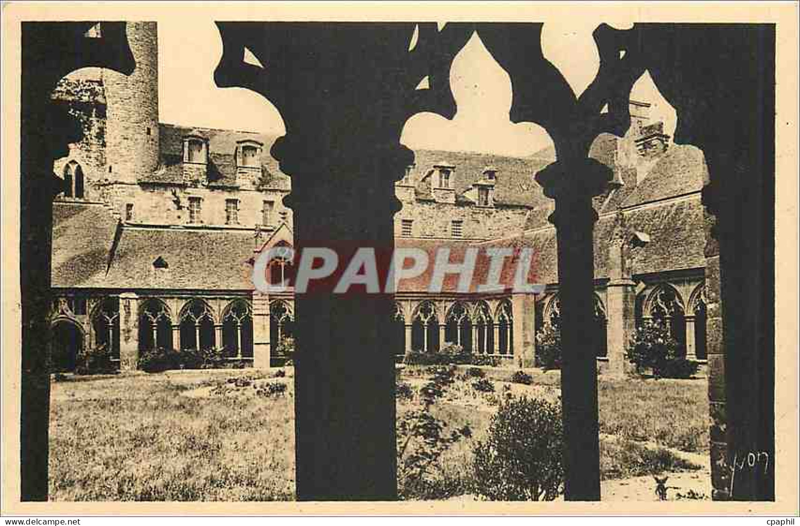 CPA Bretagne Treguier C du N Le Cloitre