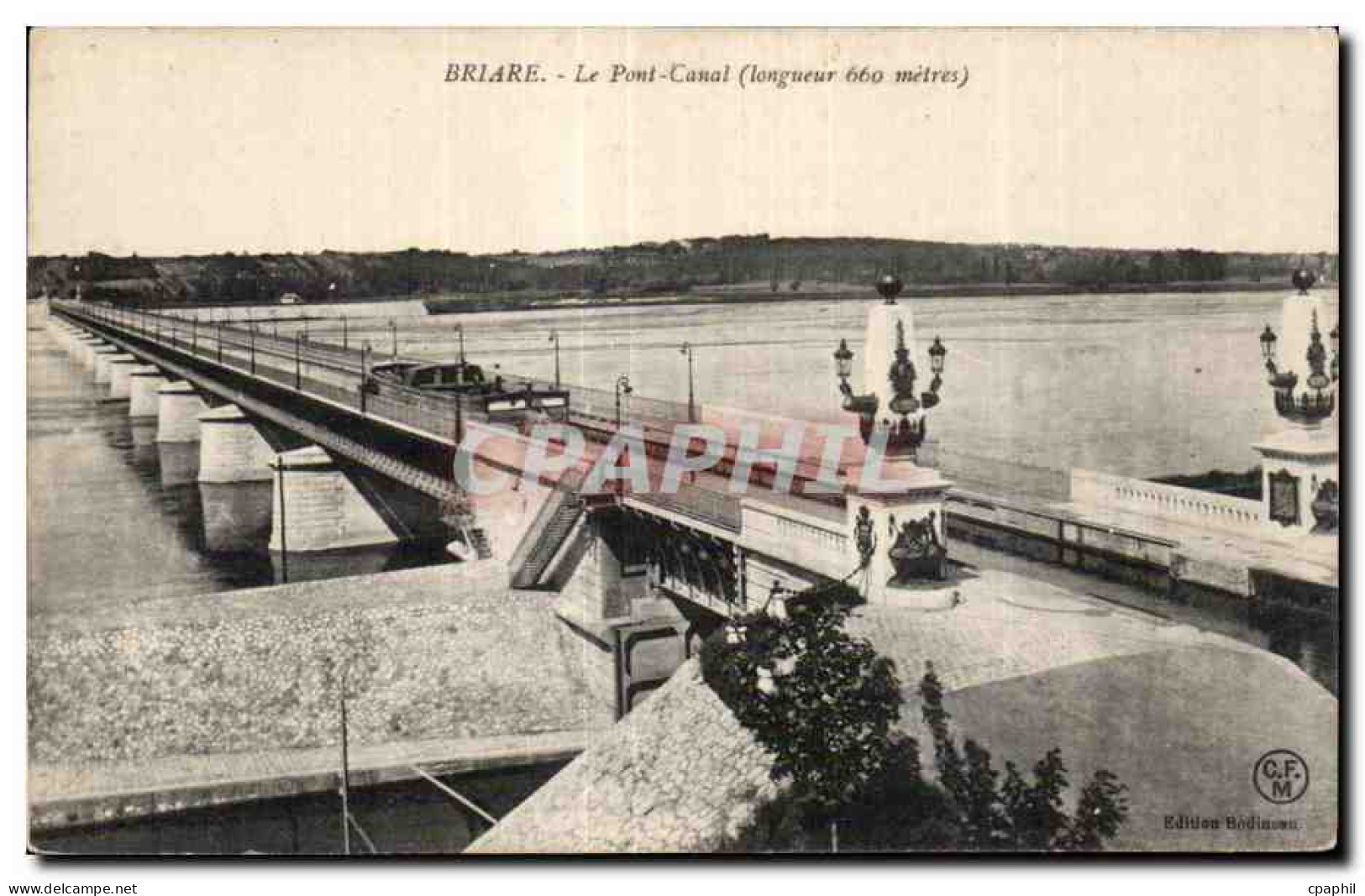CPA Briare Le Pont Canal (longueur metres)