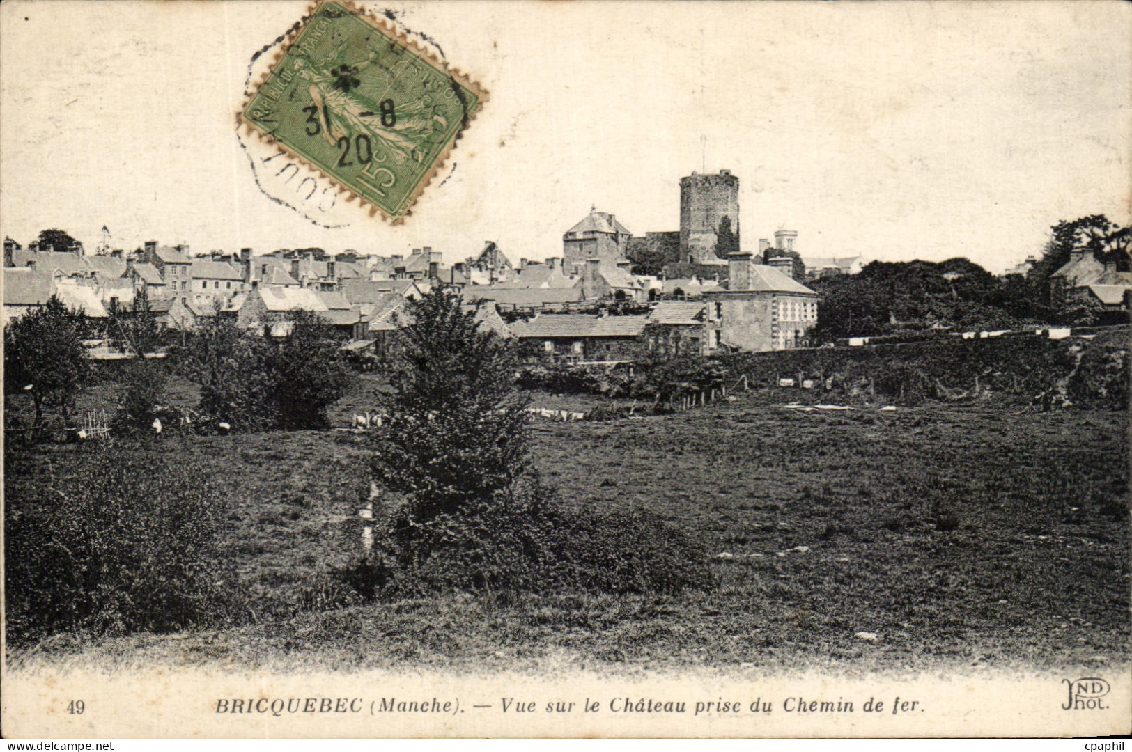 CPA Bricquebec Vue Sur Le chateau Prise Du chemin De Fer