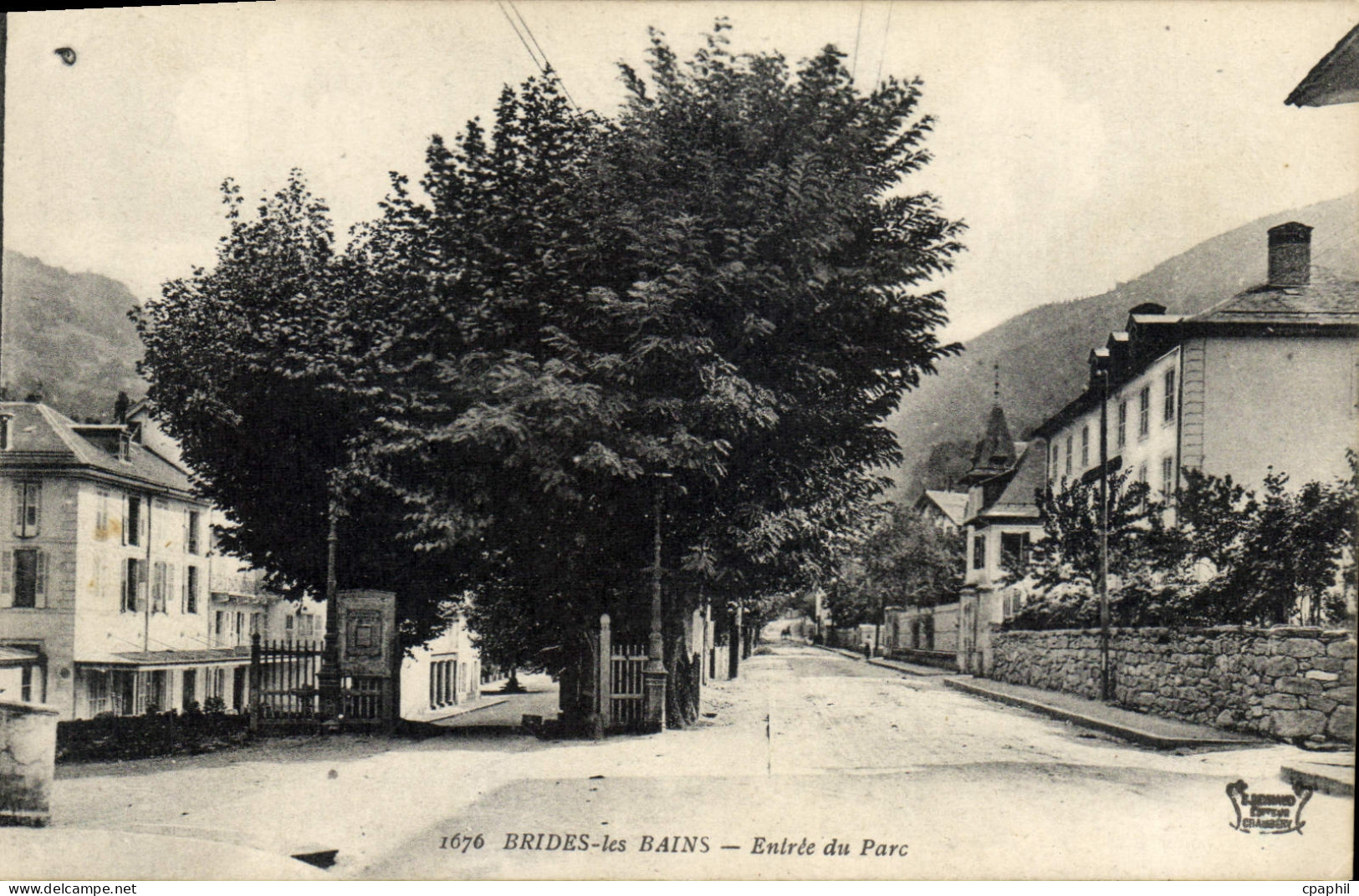 CPA Brides Les Bains Entree Du Parc