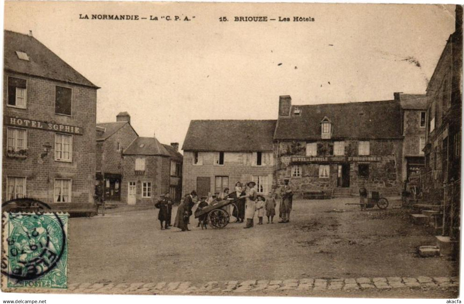 CPA Briouze (Orne) - Les Hotels (250049)