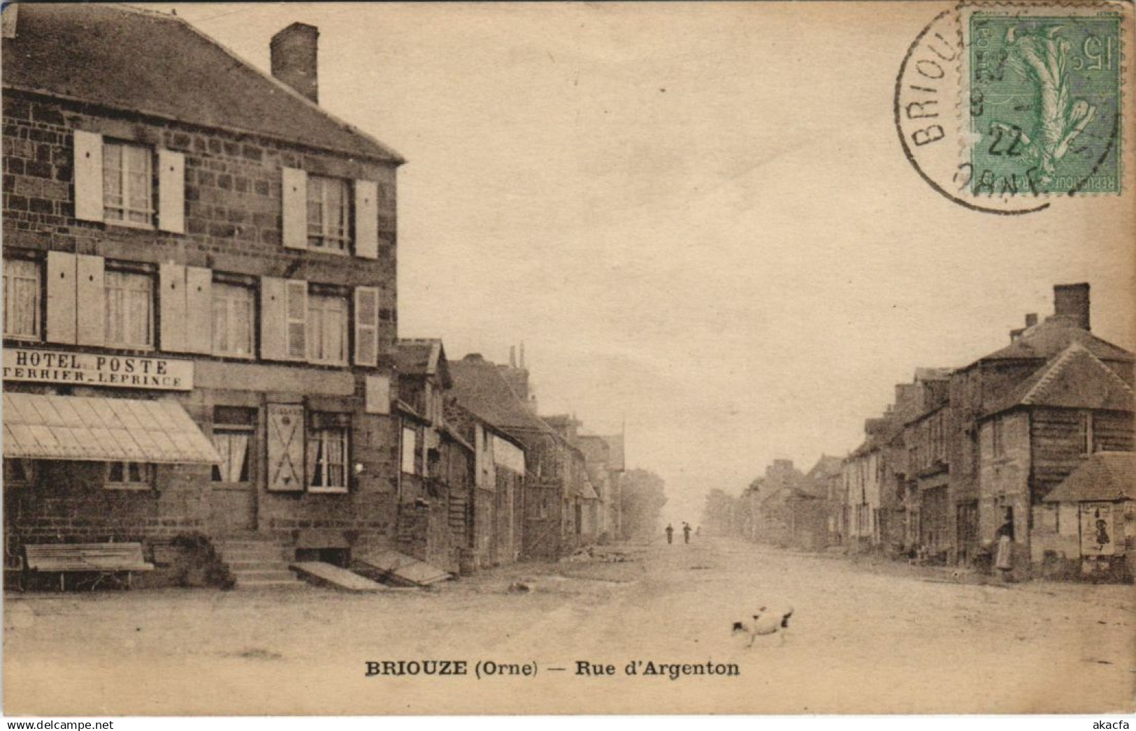 CPA BRIOUZE Rue d'Argenton (151115)