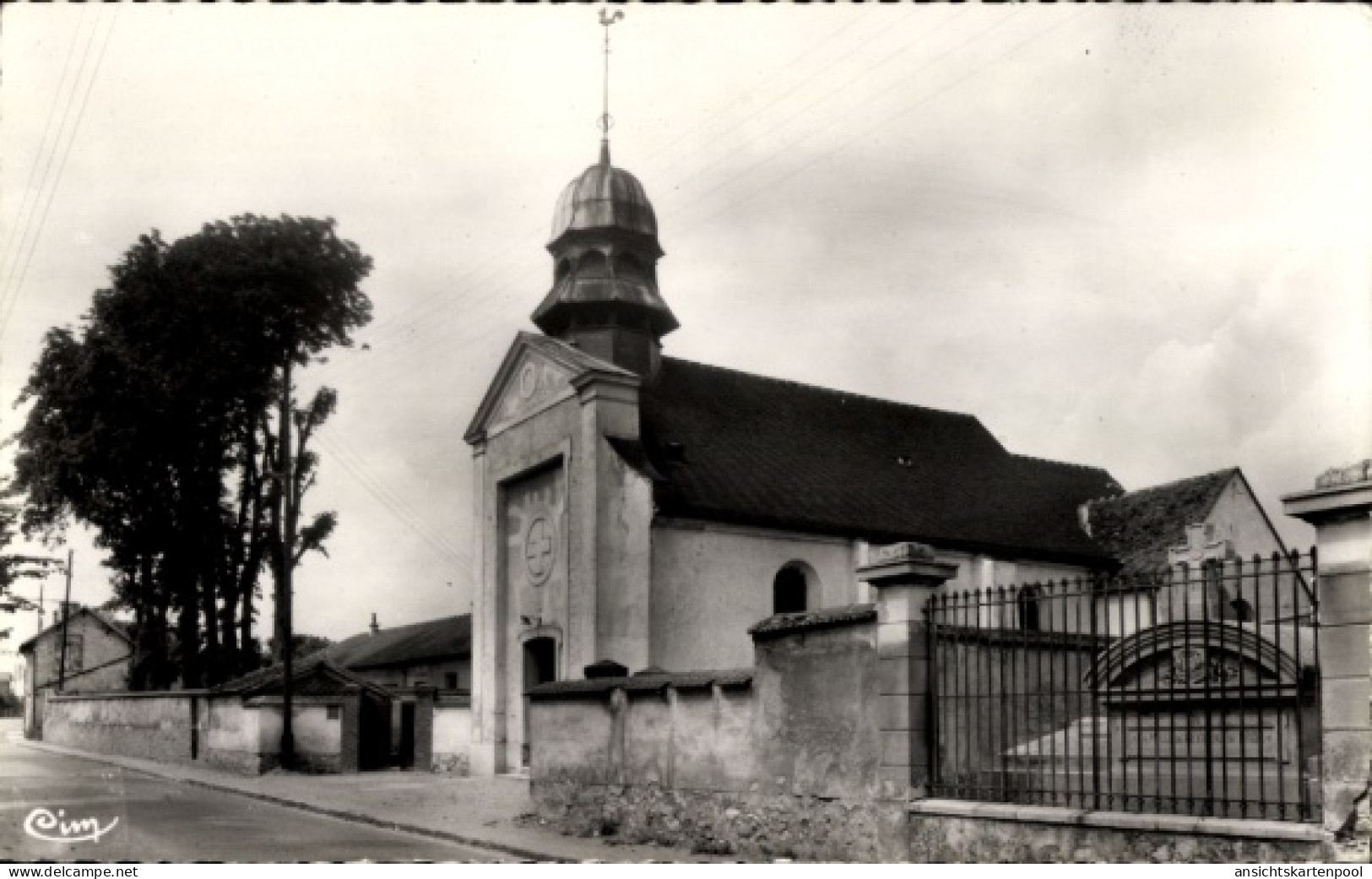 CPA Brou sur Chantereine Seine et Marne, Kirche