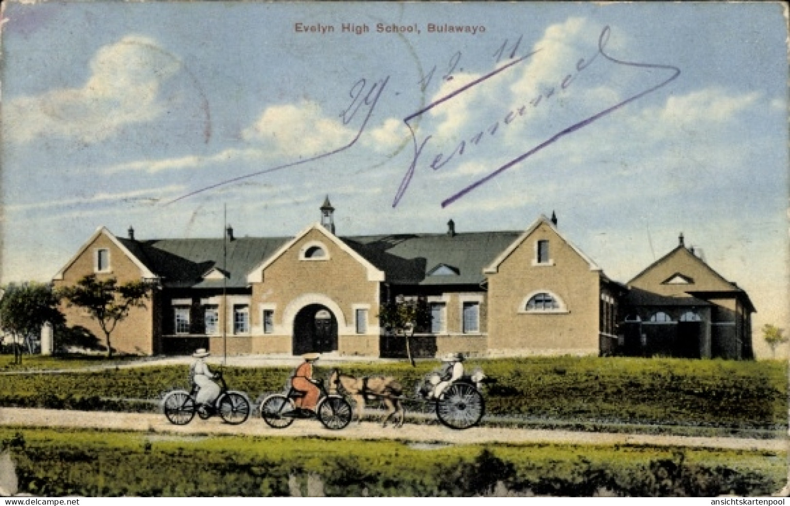 CPA Bulawayo Simbabwe, Evelyn High School, drei Radfahrer, Pferd mit Wagen