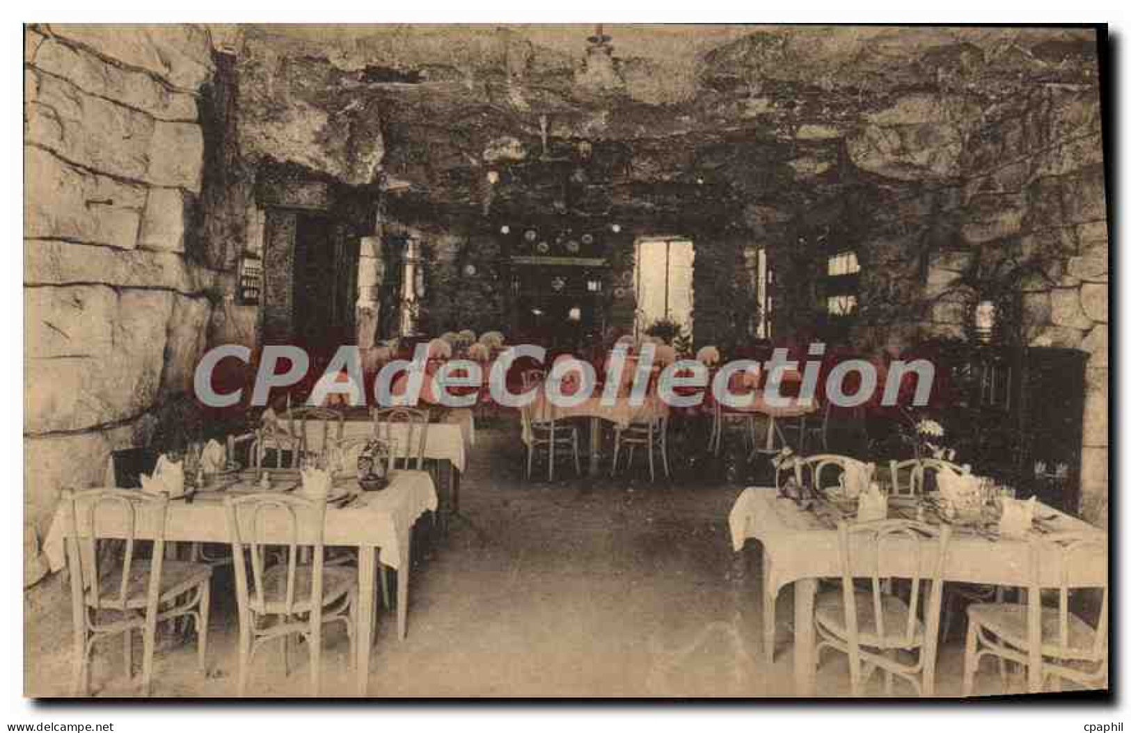 CPA Butry Plage près Valmondois Isle Adam L'Hostellerie Du Moulin A Vent une salle à manger