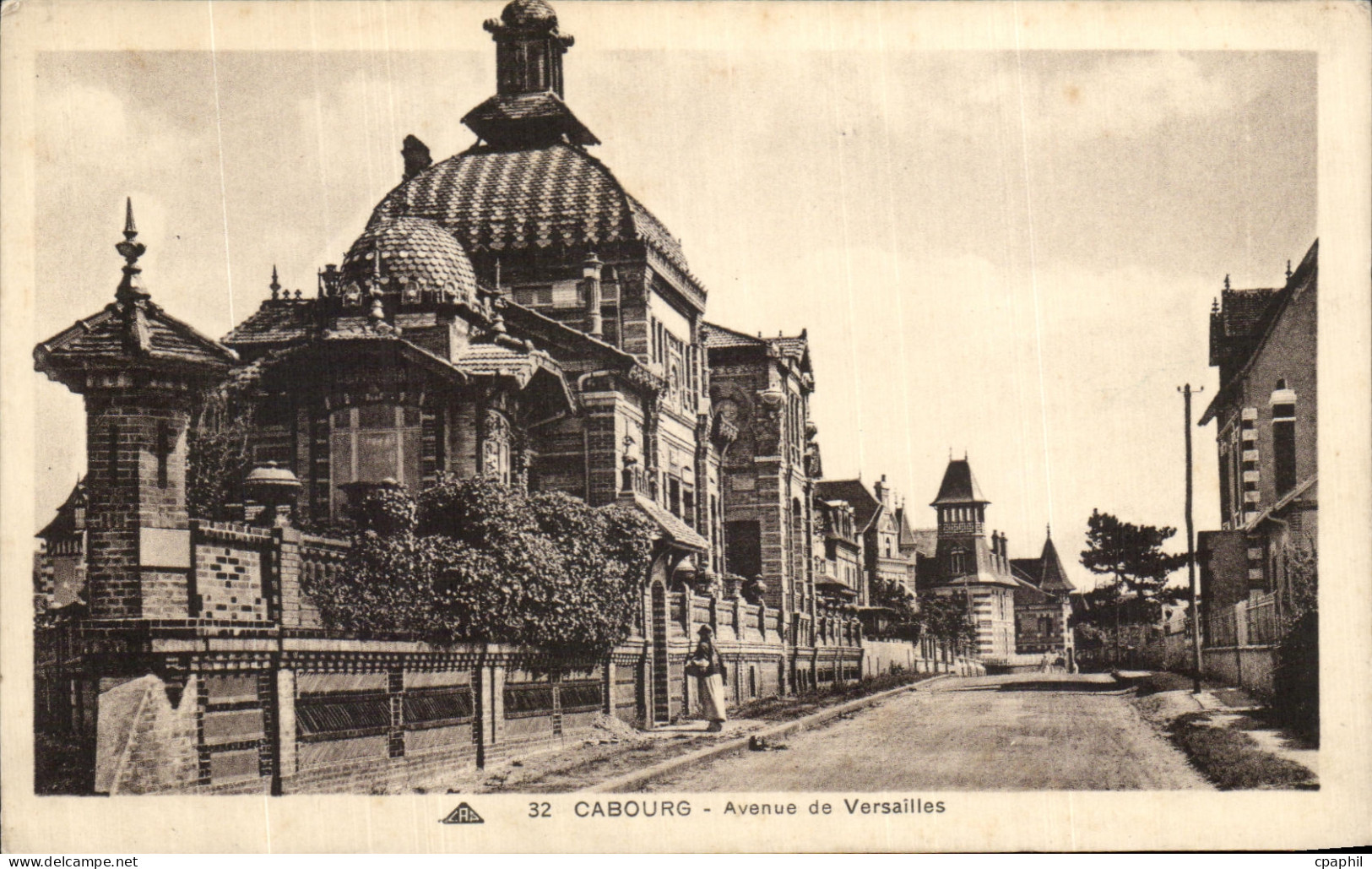 CPA Cabourg Avenue de Versailles