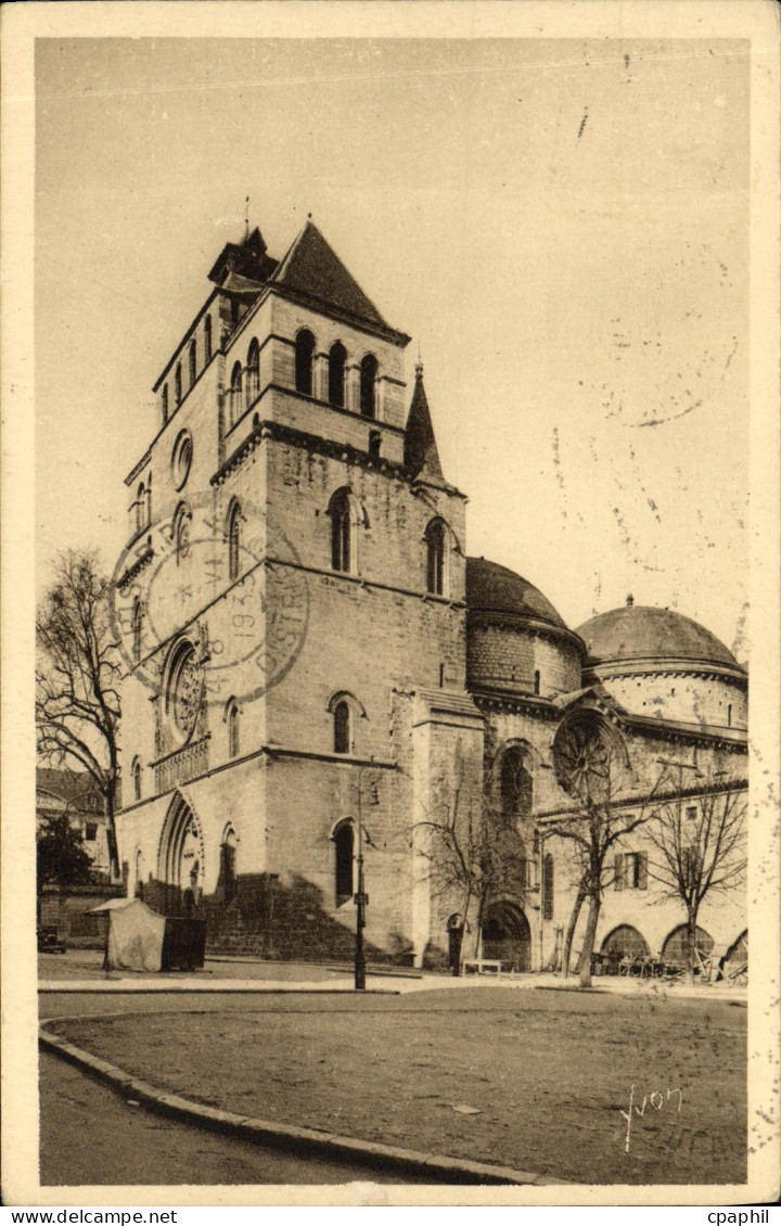 CPA Cahors La Cathedrale Saint Etienne