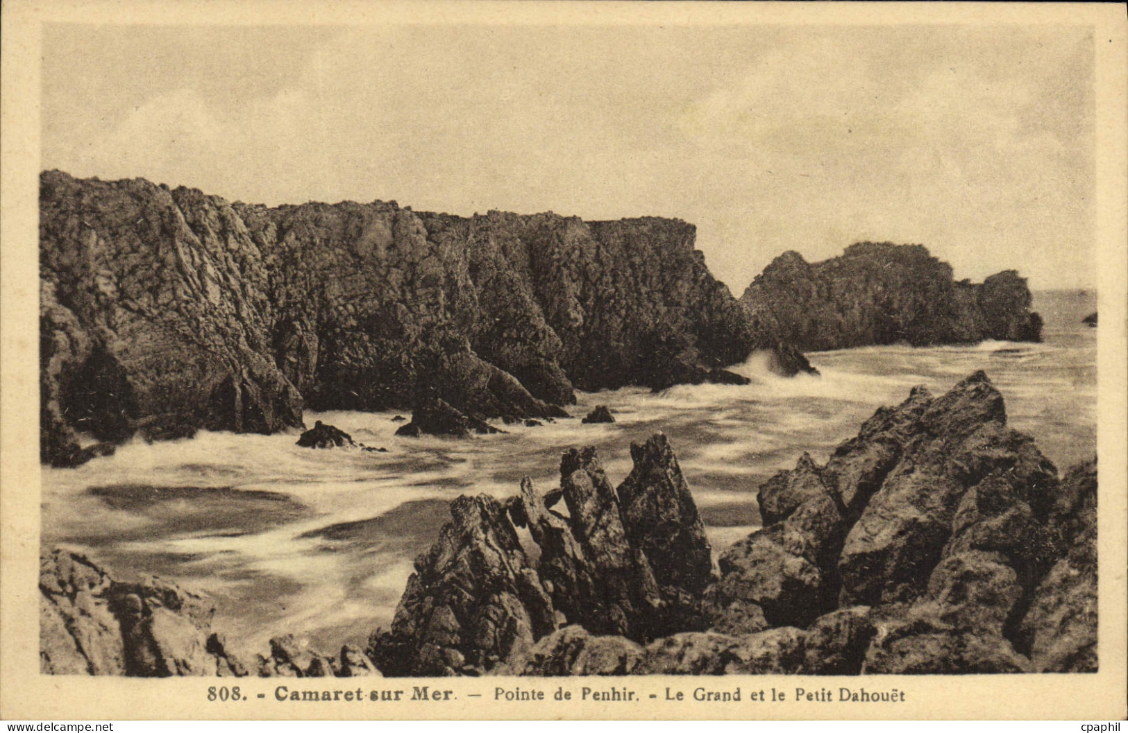 CPA Camaret Sur Mer Pointe de Penhir le grand et le petit Dahouet