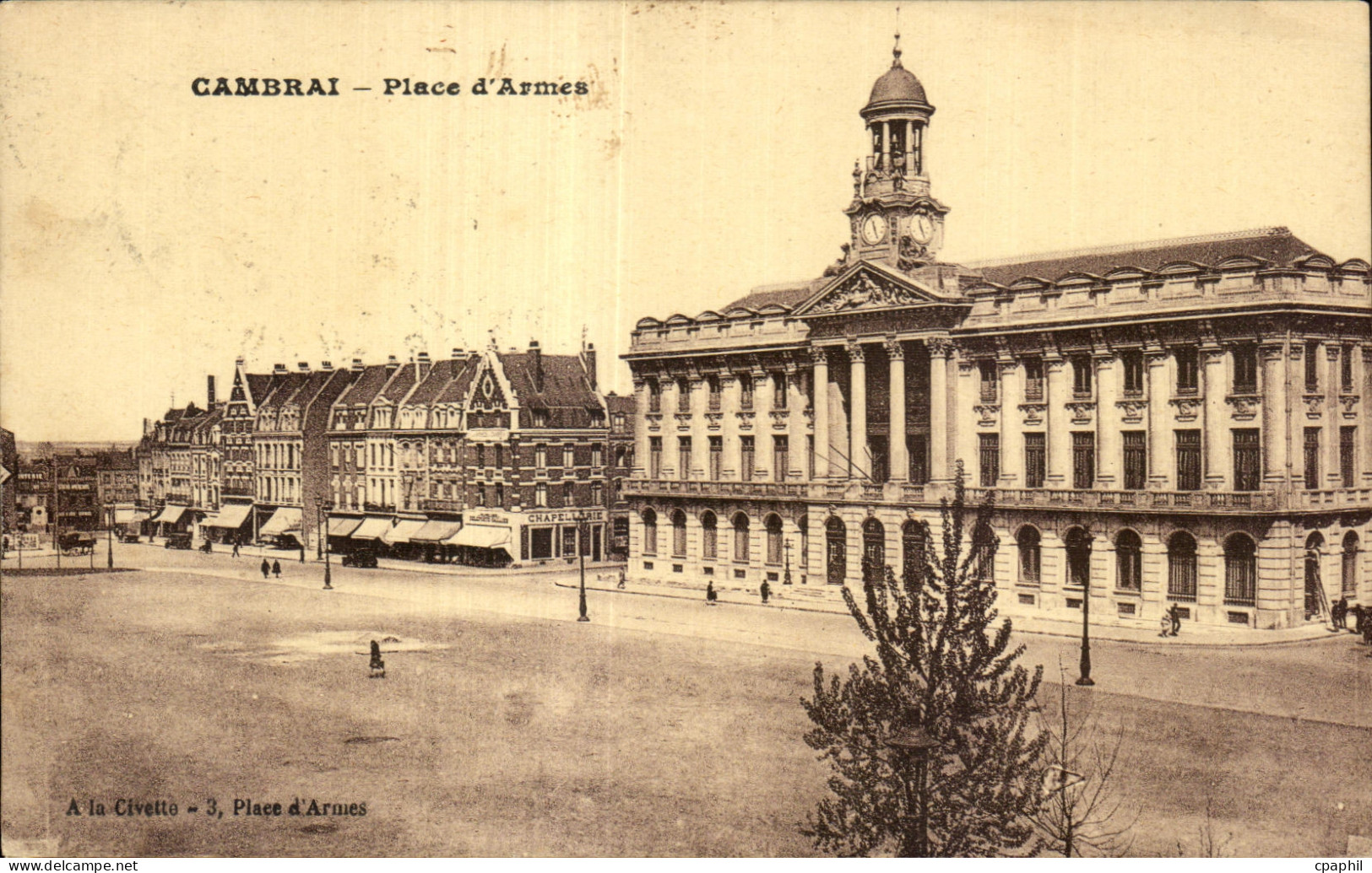 CPA Cambrai place D Armes
