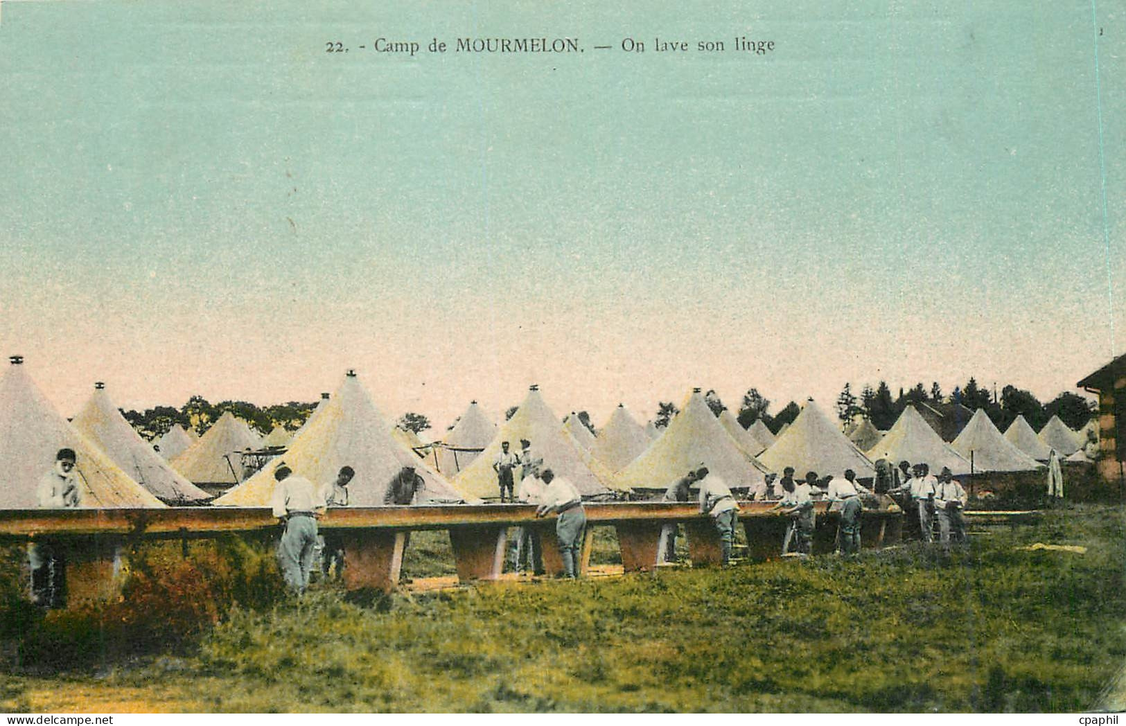 CPA Camp de Mourmelon On Lave son linge Militaria