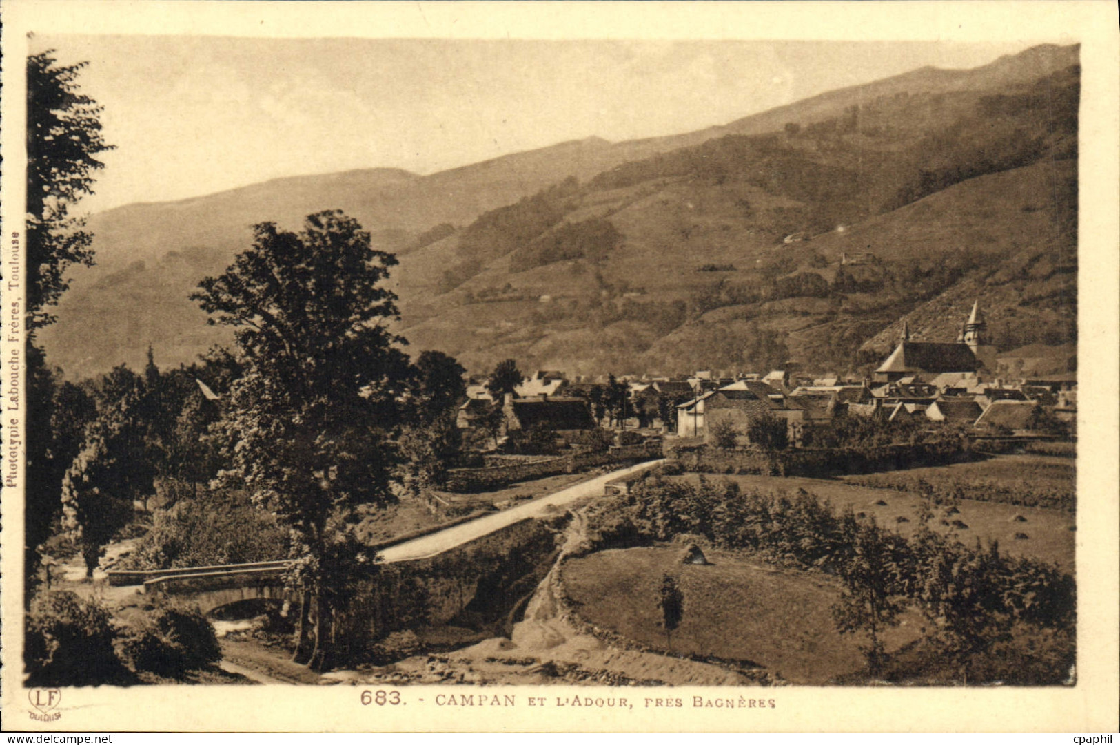 CPA Campan et l'Adour Pres Bagneres