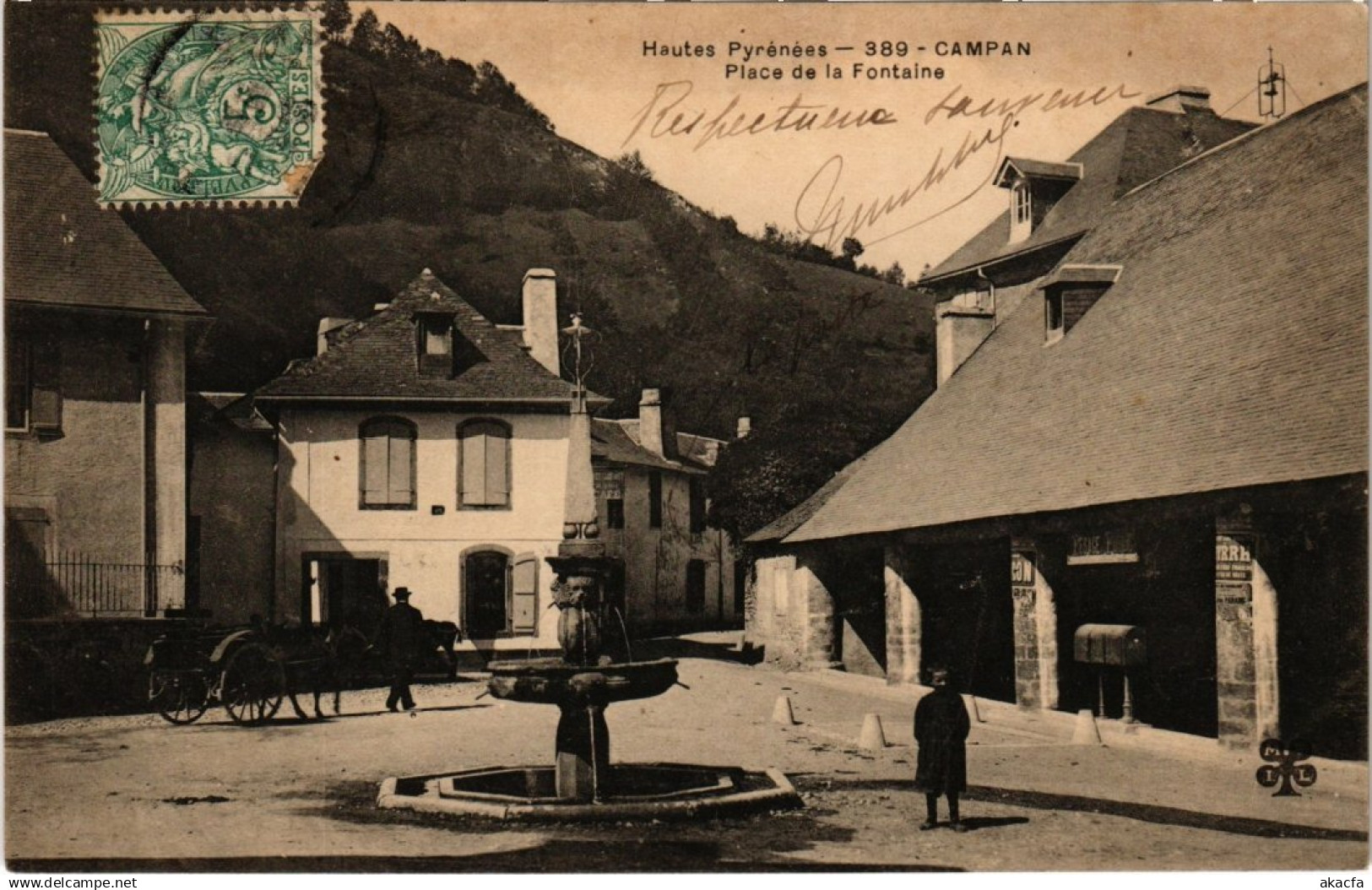 CPA Campan - Place de la Fontaine (988823)