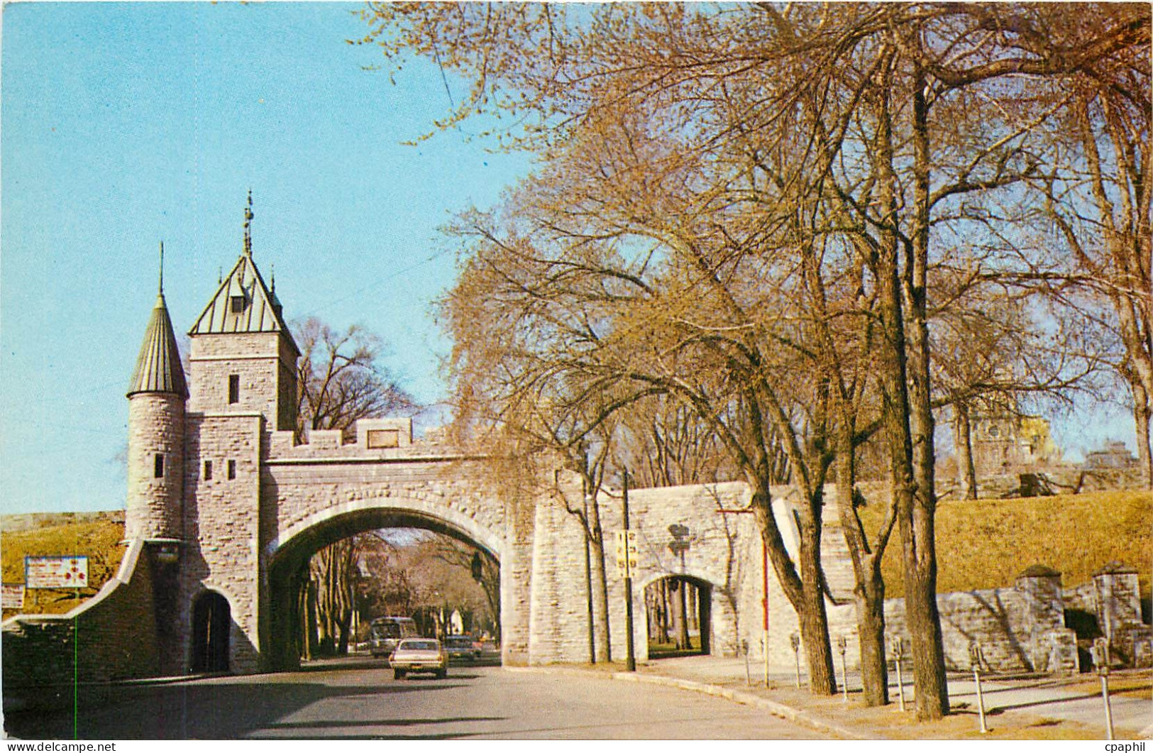 CPA Canada La Porte St Louis fait partie des fortifications qui encercient le vieux Quebec