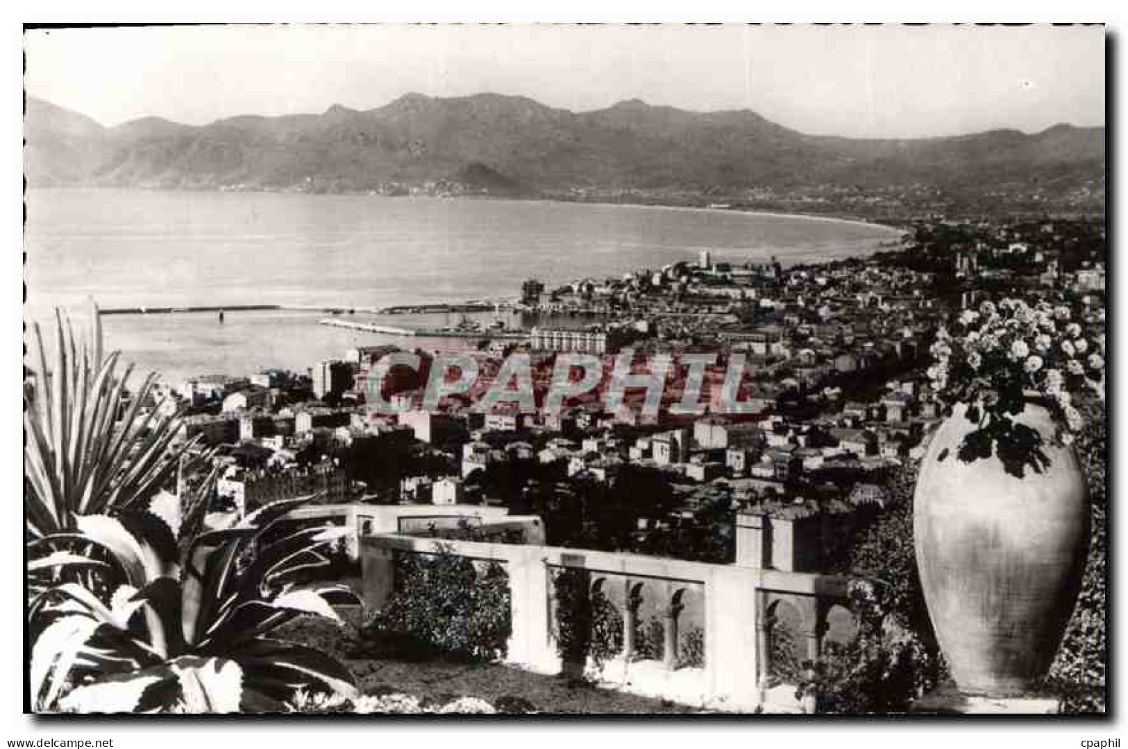 CPA Cannes vue prise de Super Cannes