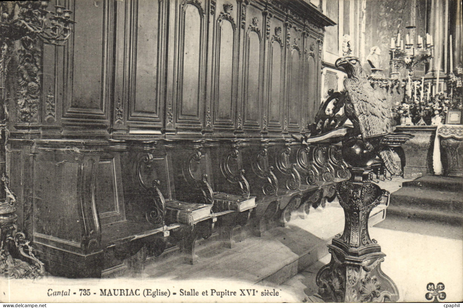 CPA Cantal Mauriac Eglise Stalle et Pupitre XVI siecle