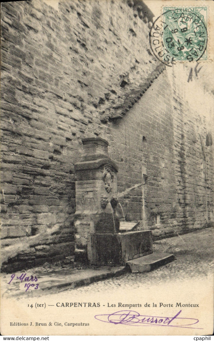 CPA Carpentras Les Remparts De La Porte Monteux