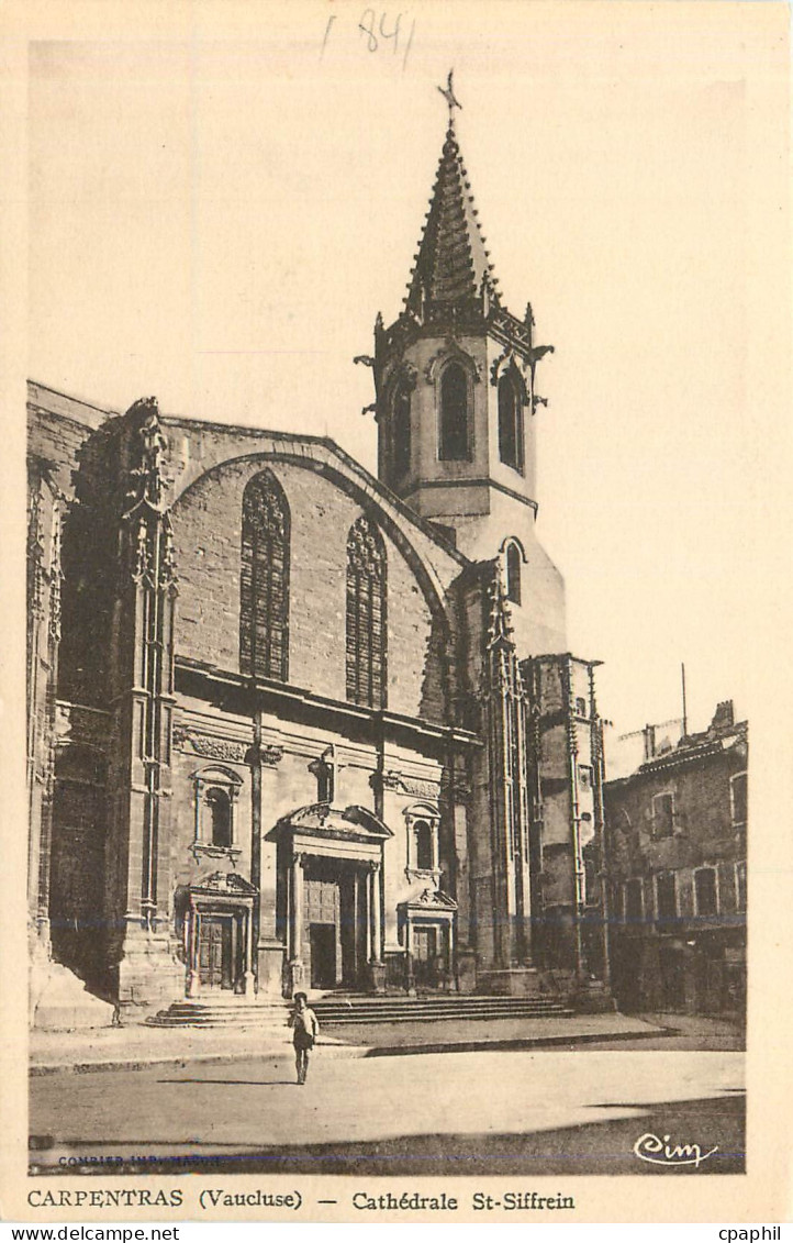 CPA Carpentras Vaucluse Cathedrale St Siffrein