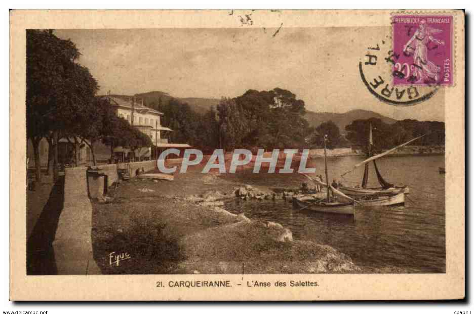 CPA Carqueiranne L'Anse des Salettes Bateaux