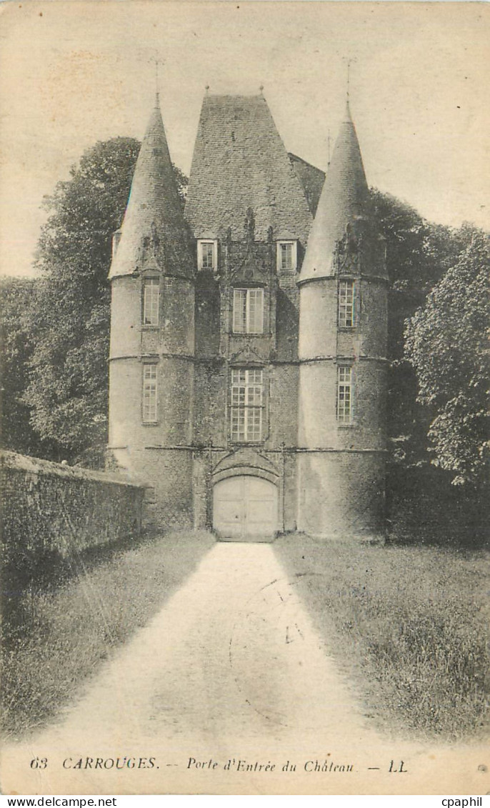 CPA Carrouges Porte d'Entree du Chateau