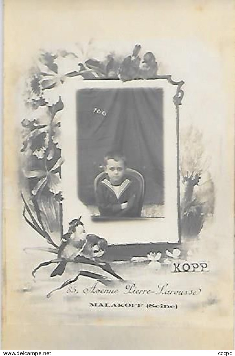 CPA carte photo d'un garçonnet photographié à Malakoff