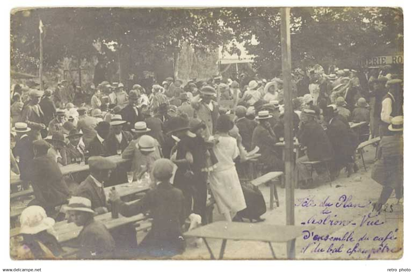 Cpa Carte-Photo Robion 1925 , Fête du Plan de Robion ... café & bal champêtre