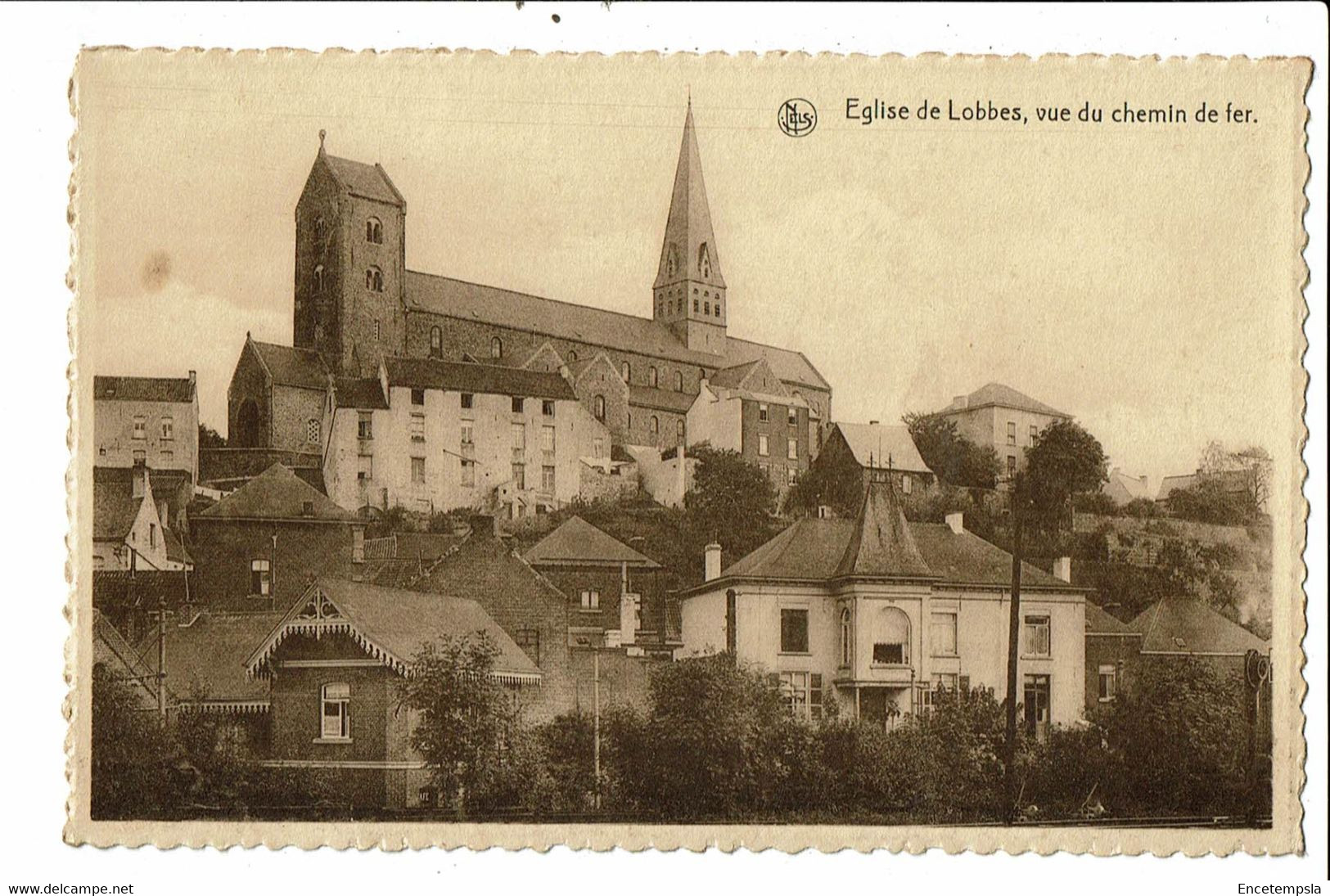 CPA-Carte Postale Belgique-Lobbes-Eglise vue du Chemin de Fer  -VM26846mo