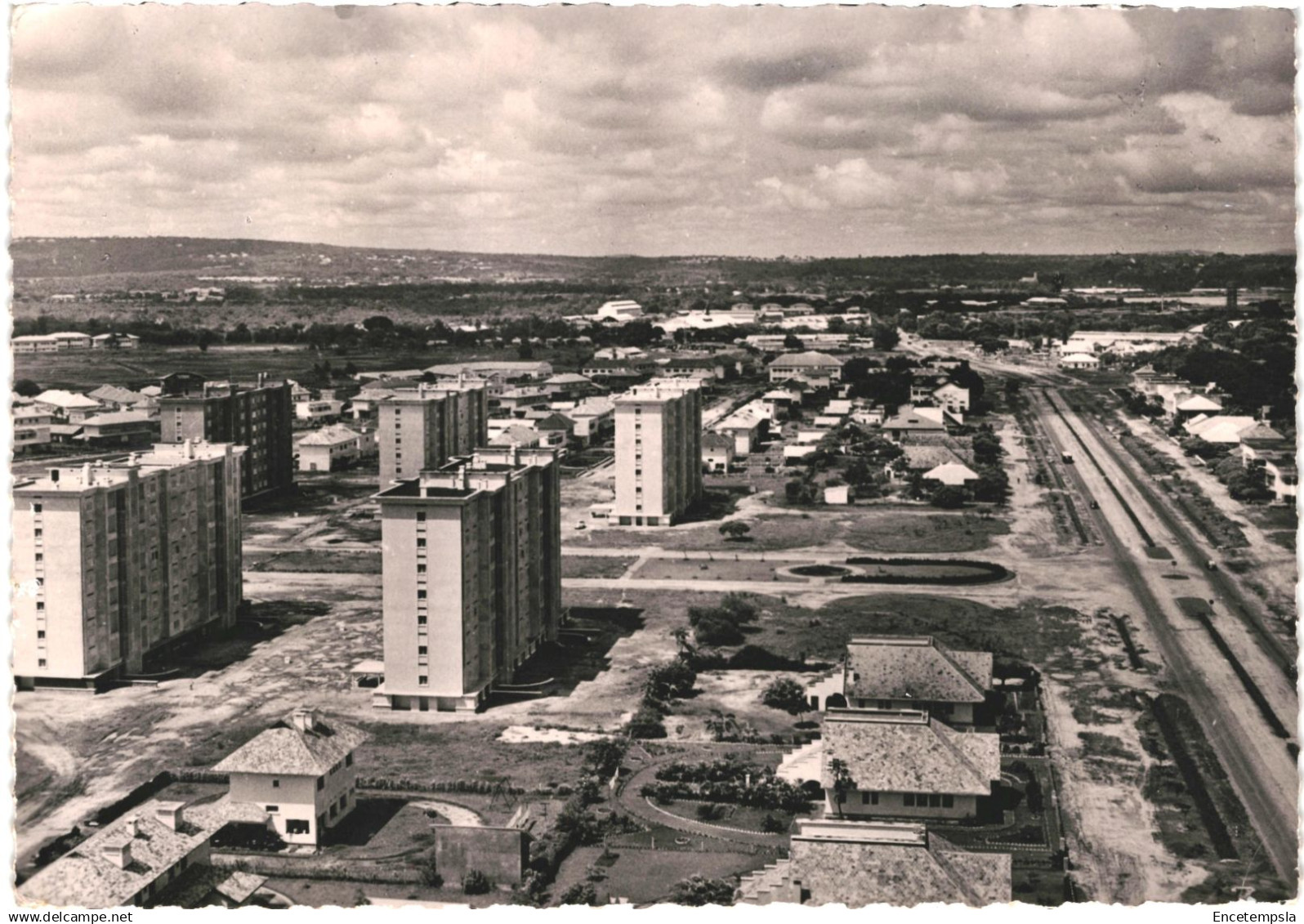 CPA Carte Postale Congo Kinshasa Vue sur l'avenue Albert Ier   VM88232ok