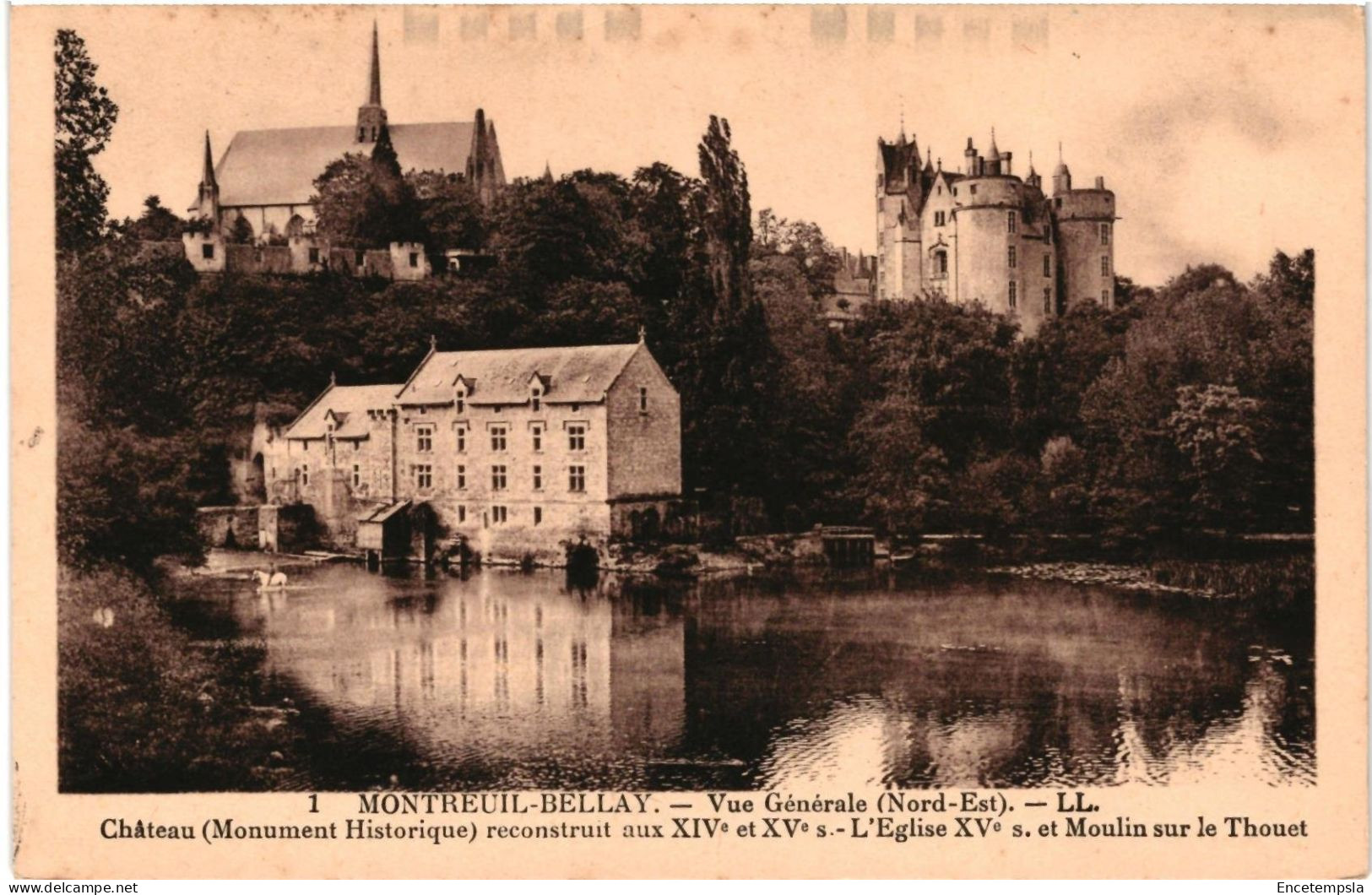 CPA  Carte postale France  Montreuil-Bellay  Vue générale château  VM96455