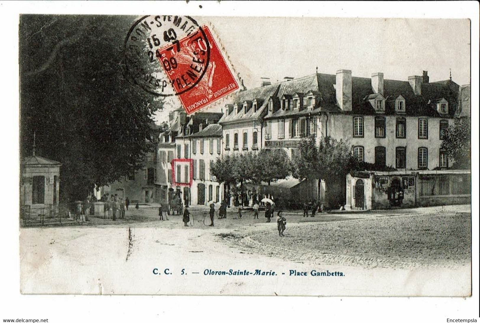 CPA-Carte postale-France- Oloron Sainte Marie- Place Gambetta-1909--VM25276d